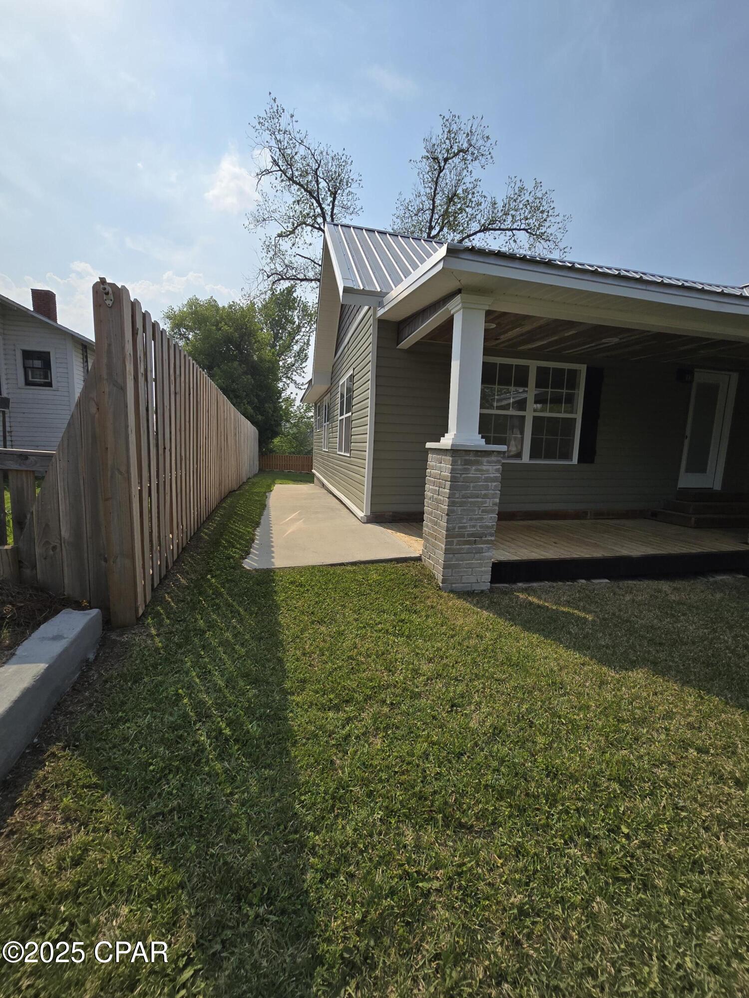 [No Recorded Subdiv] - Residential