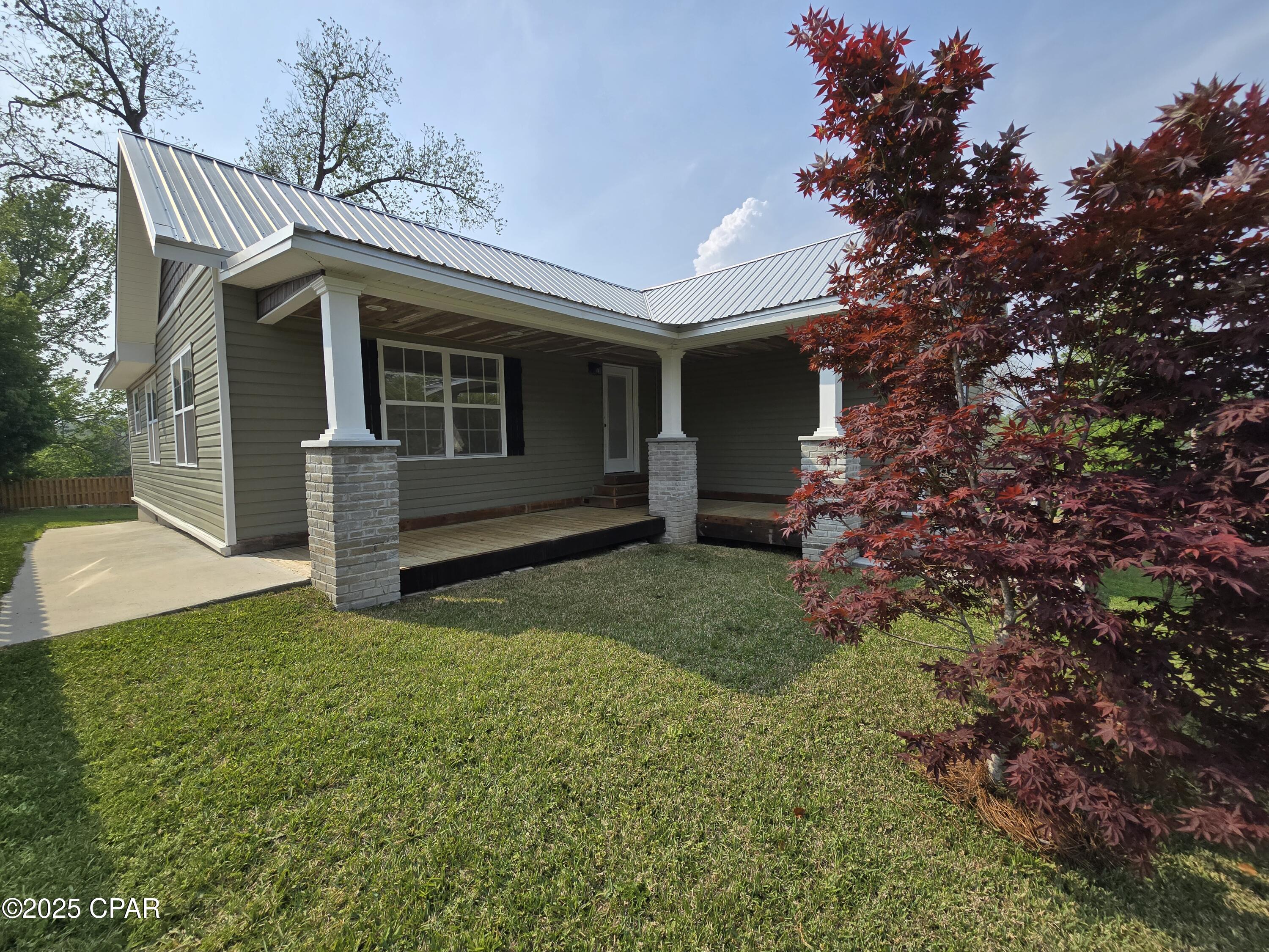 [No Recorded Subdiv] - Residential