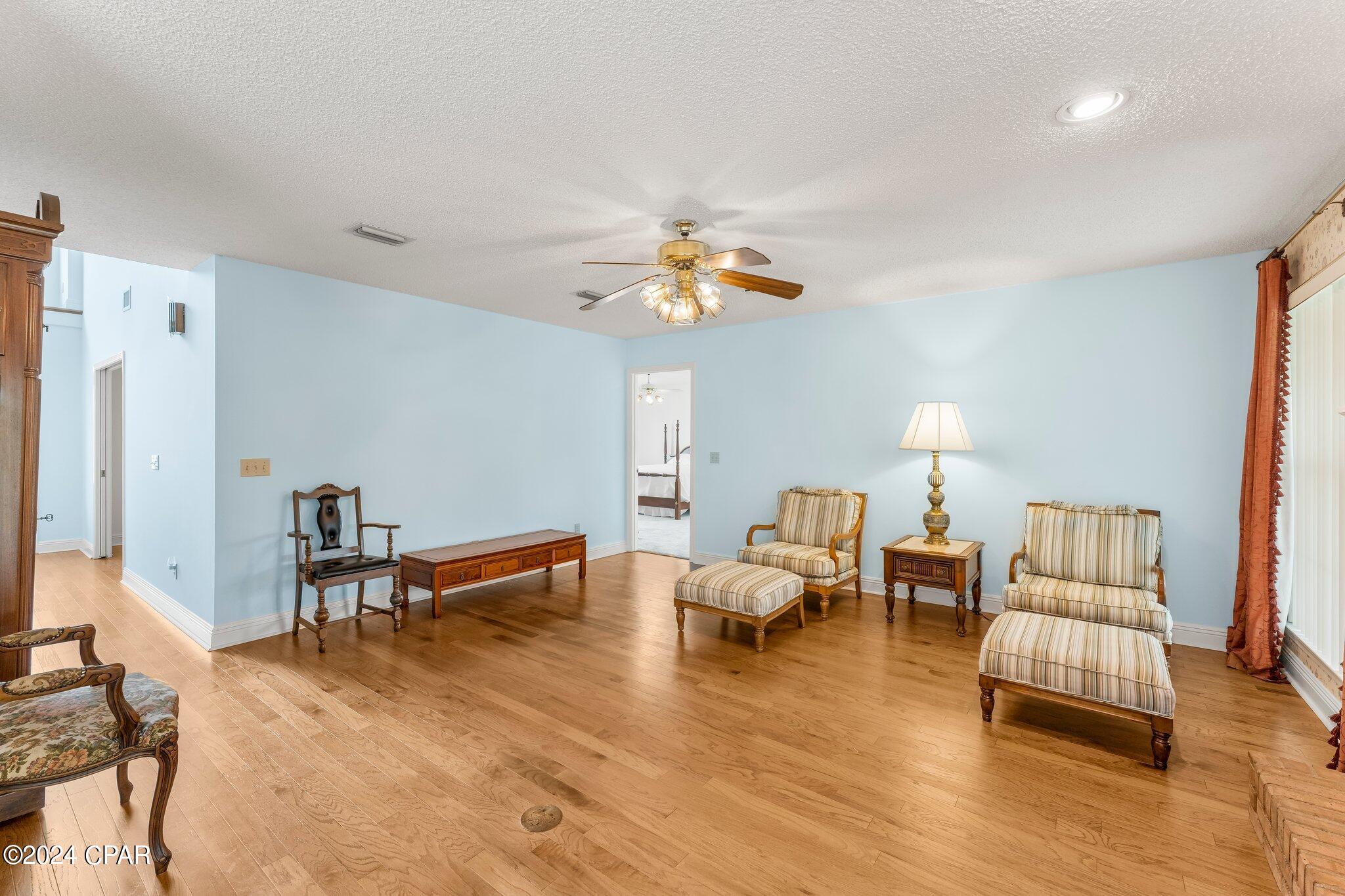 Forest Park East U-2 - Residential