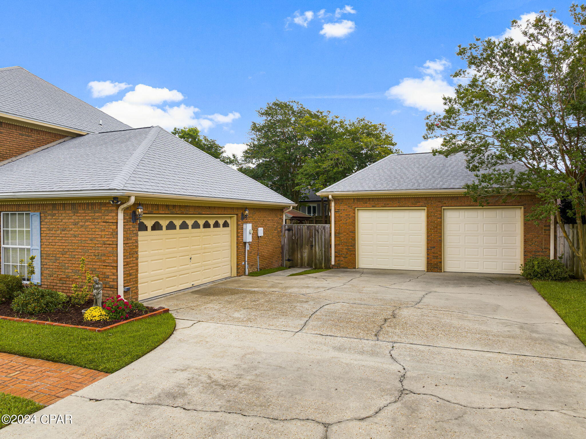 Forest Park East U-2 - Residential