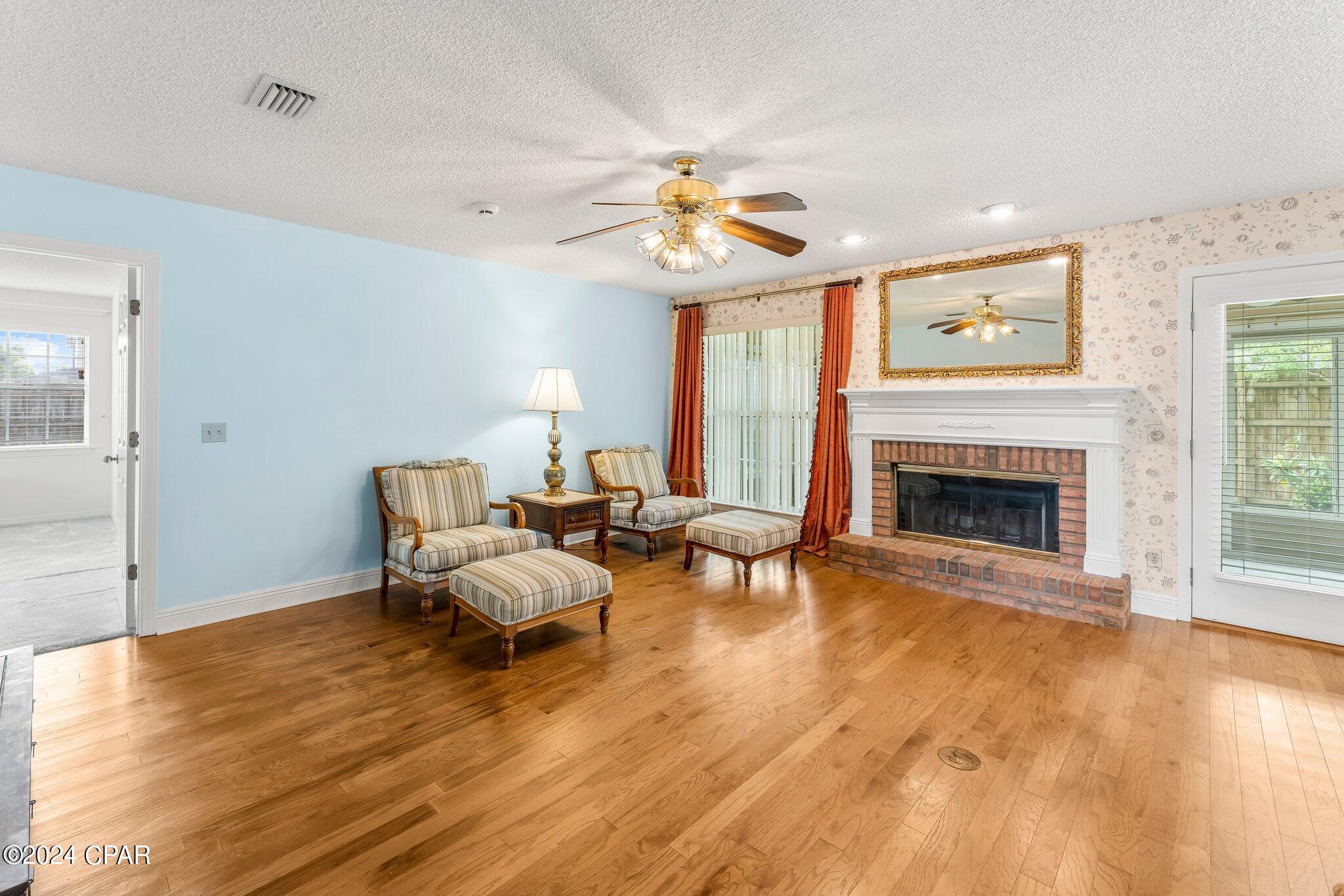 Forest Park East U-2 - Residential