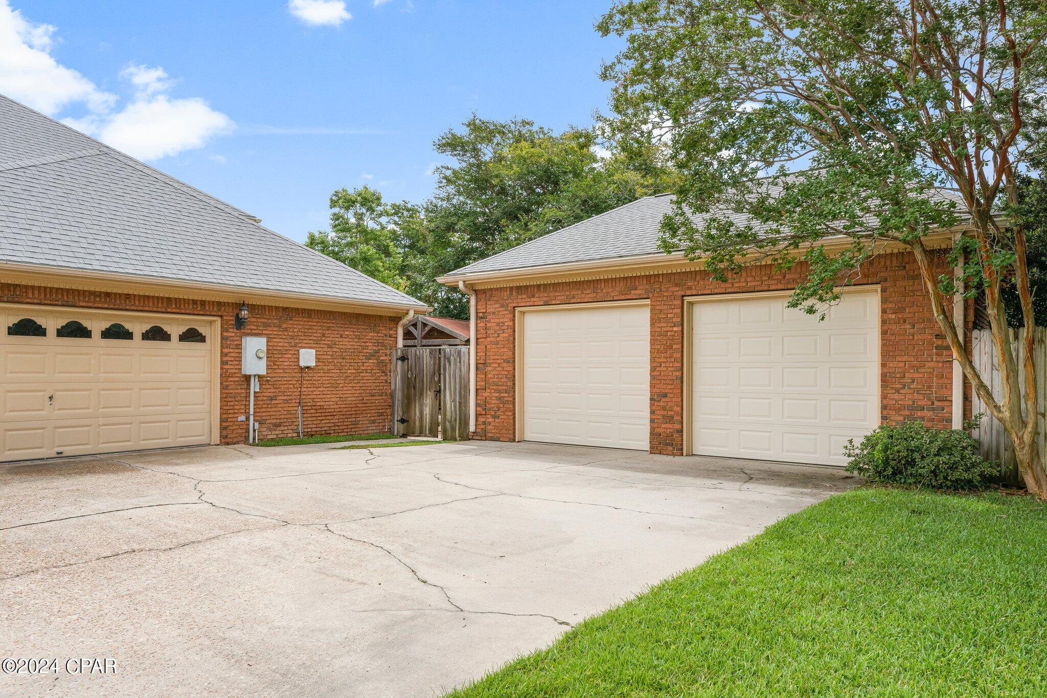 Forest Park East U-2 - Residential