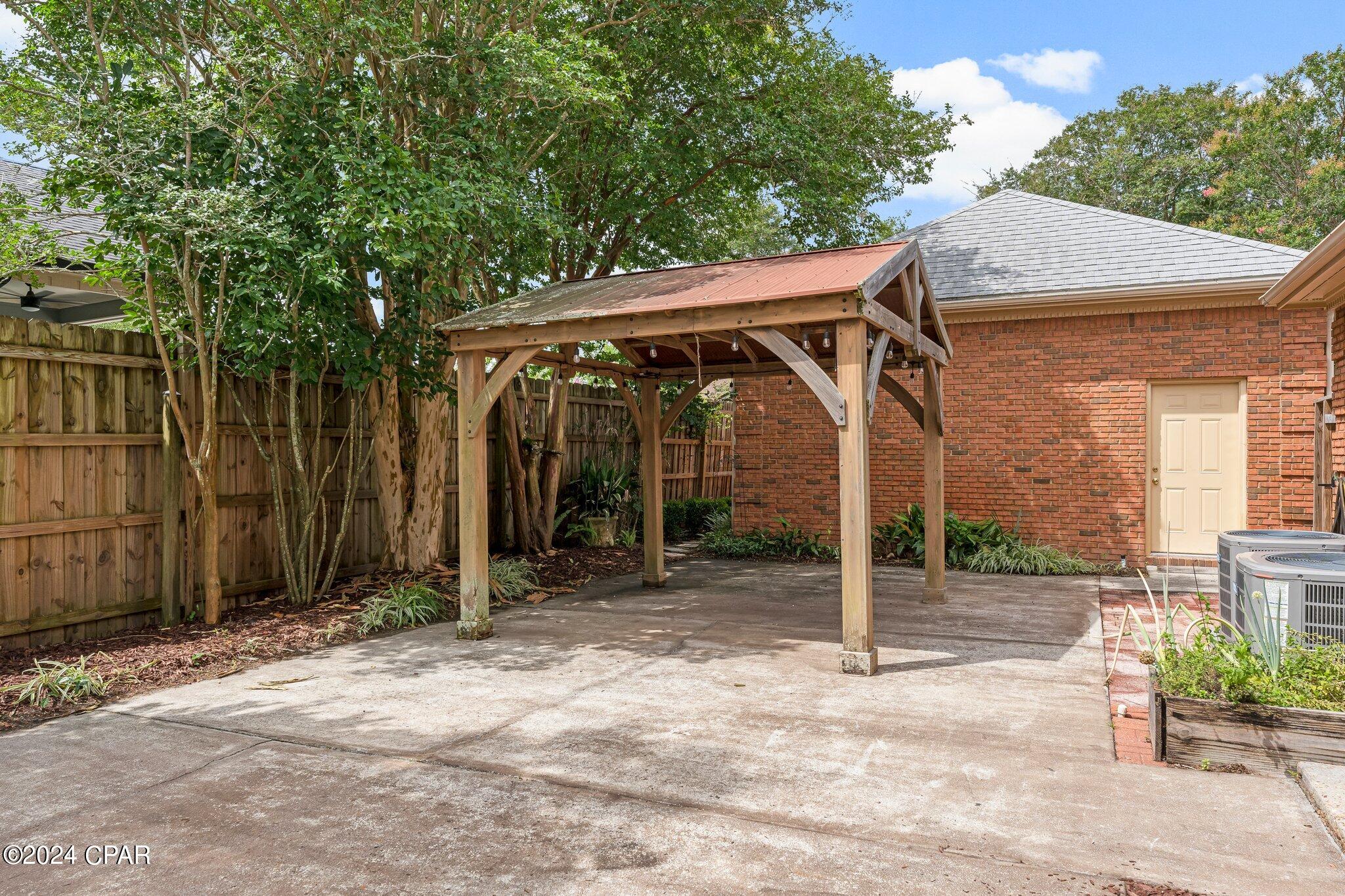 Forest Park East U-2 - Residential