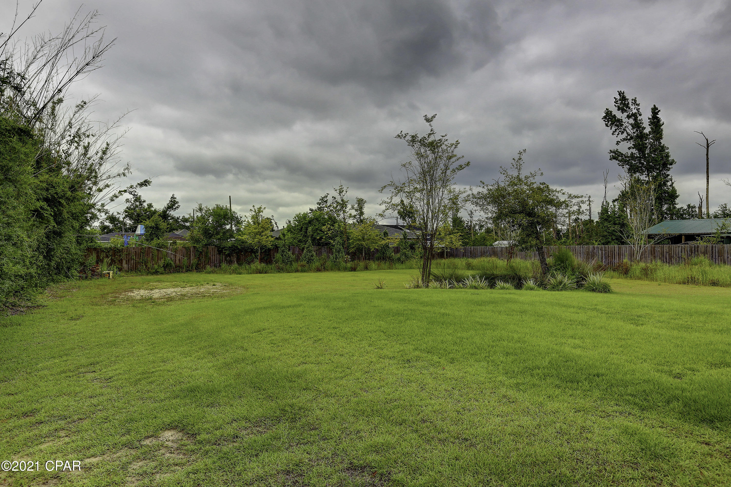 College Point Estate 1st Add - Residential