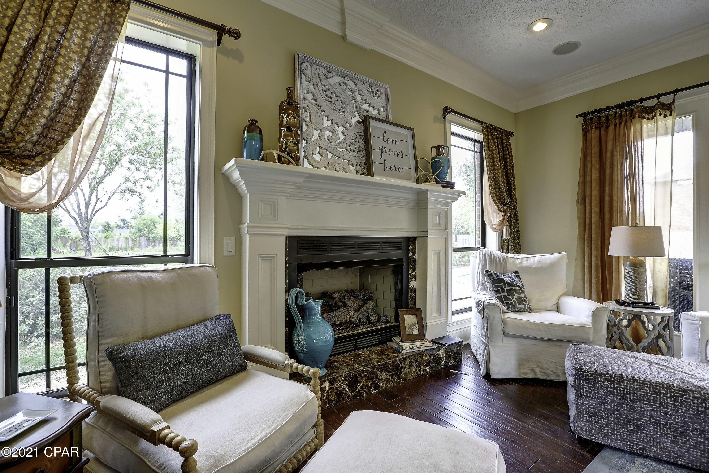 College Point Estate 1st Add - Residential