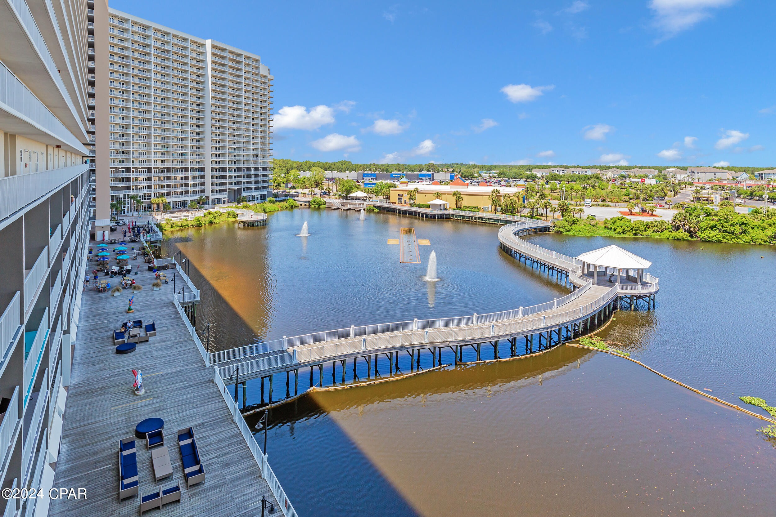 Laketown Wharf - Residential