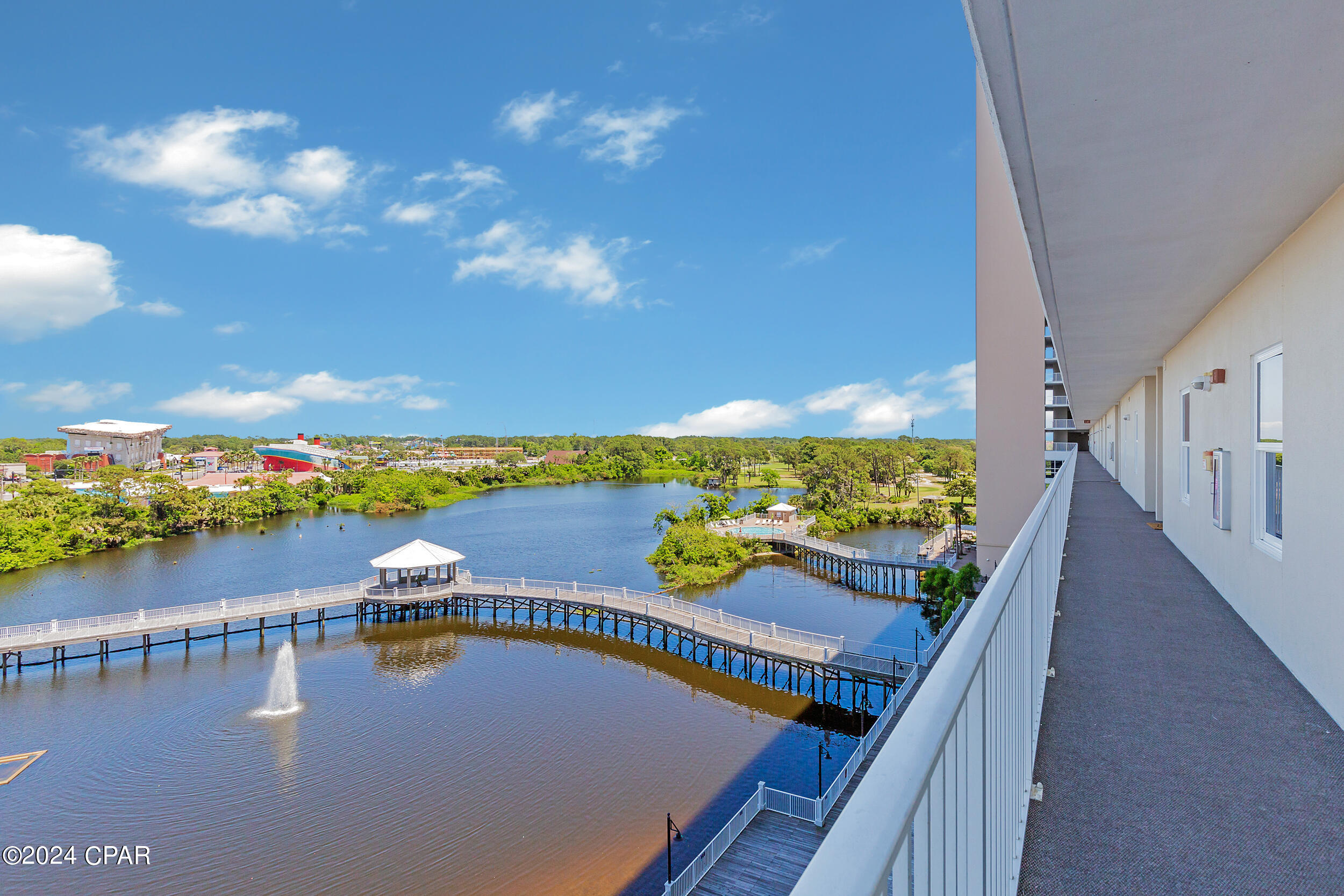 Laketown Wharf - Residential