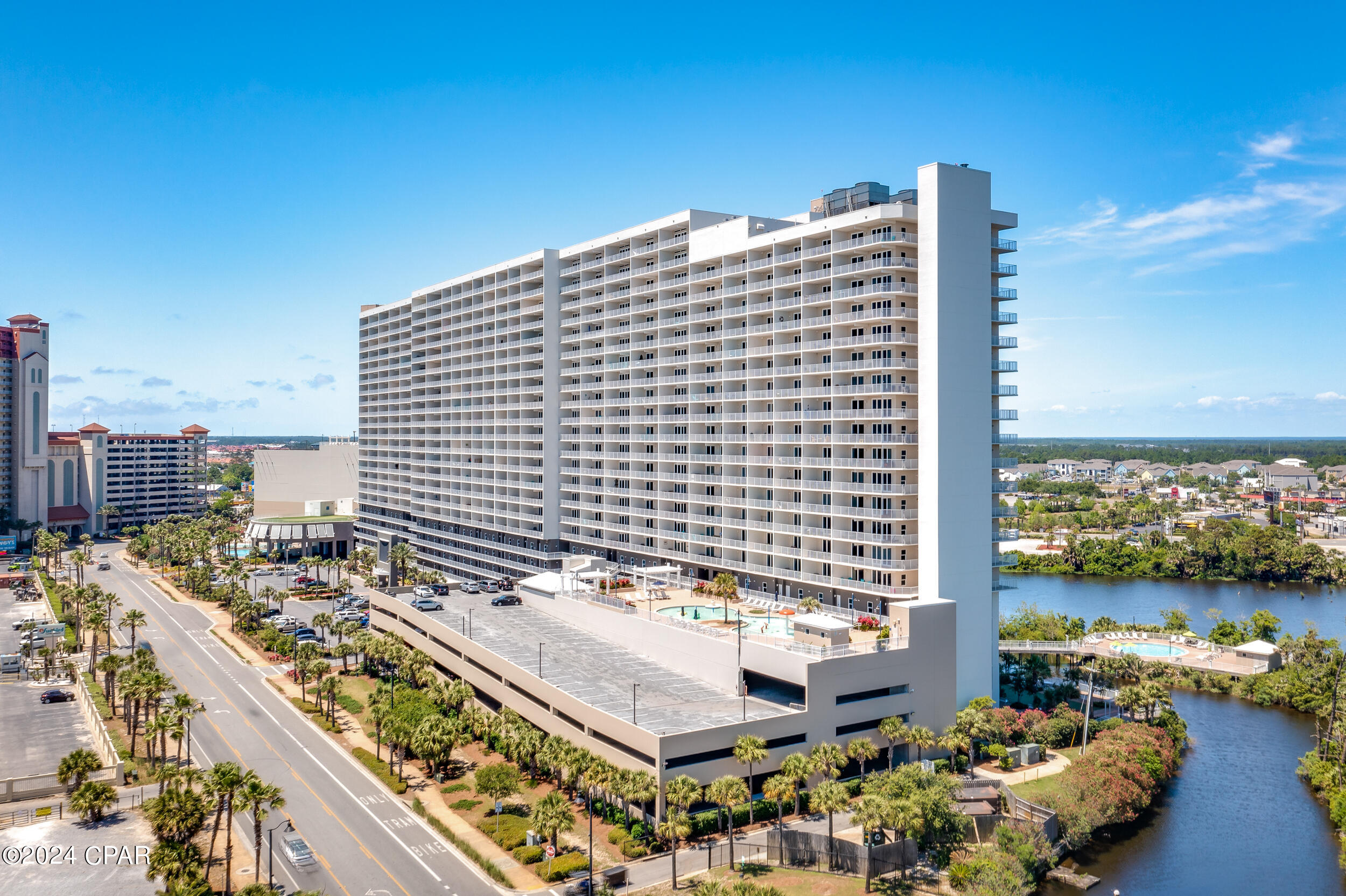Laketown Wharf - Residential