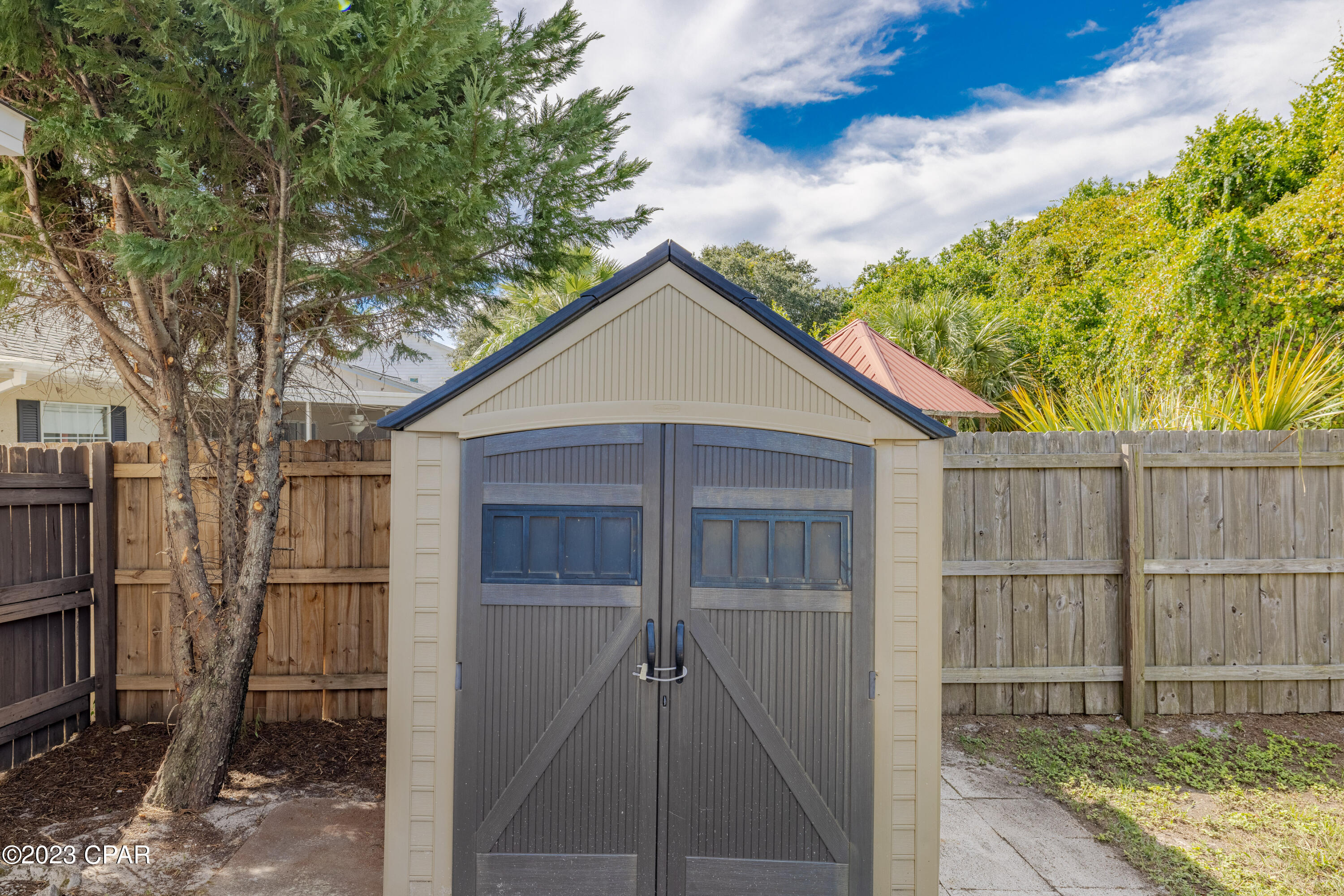 Suntime Beach U-1 - Residential