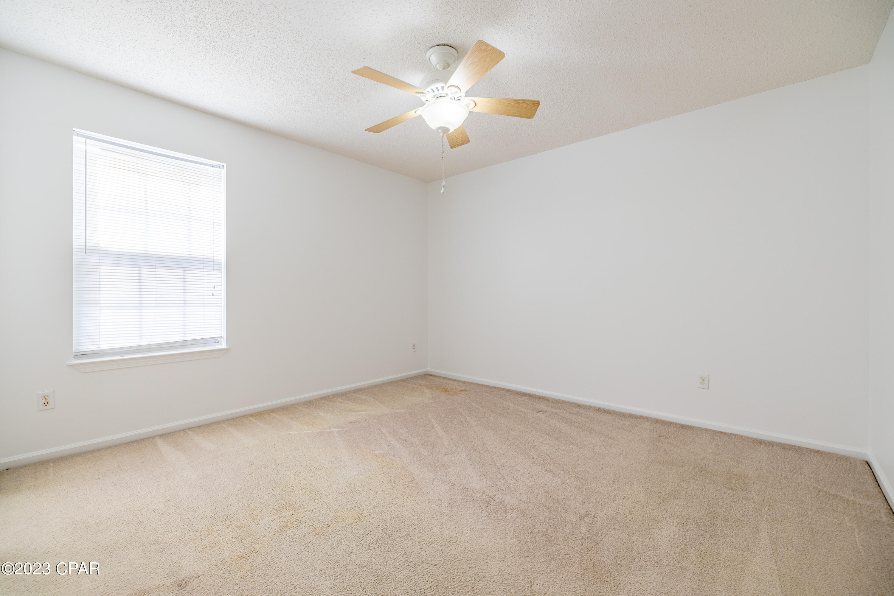 Suntime Beach U-1 - Residential