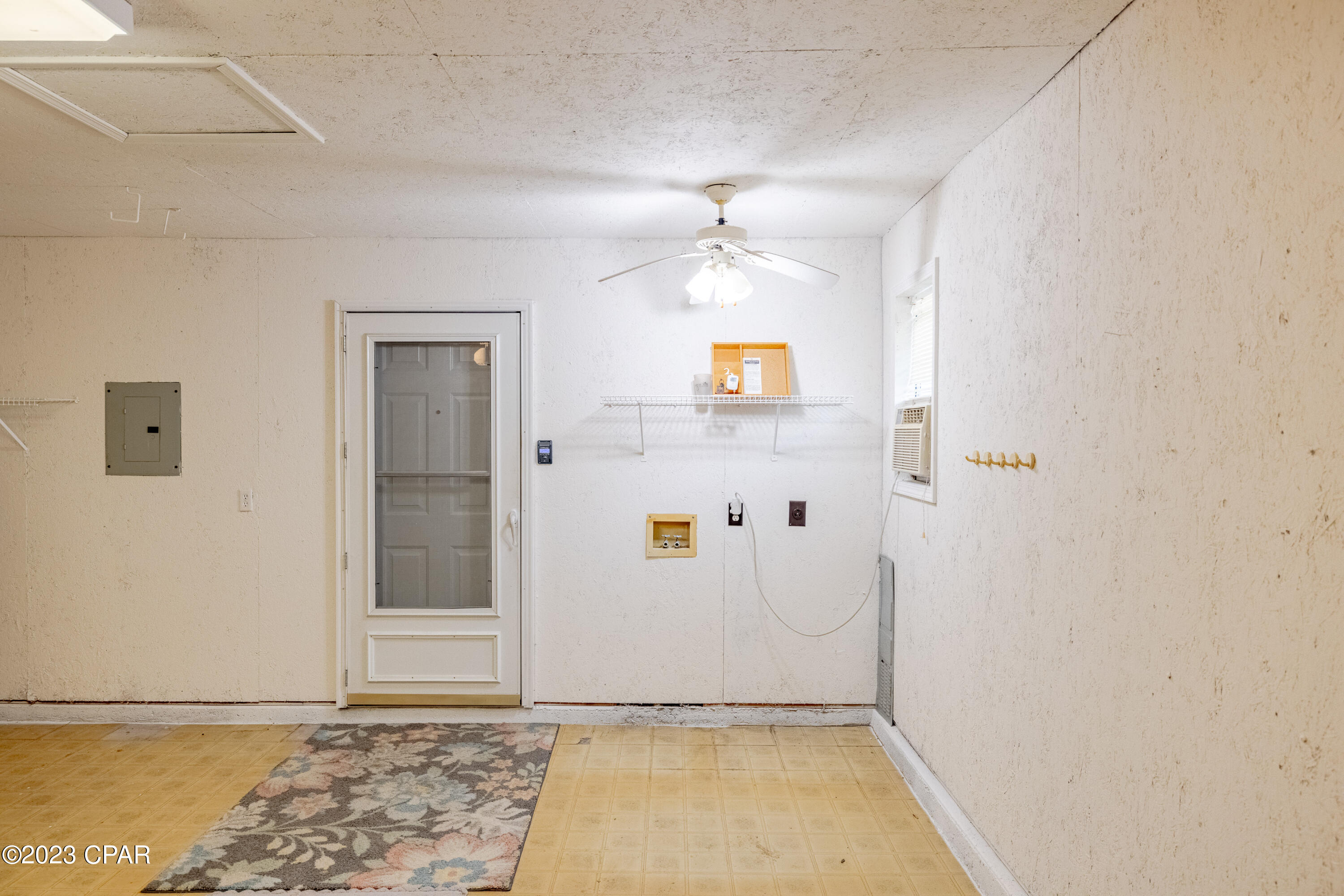 Suntime Beach U-1 - Residential