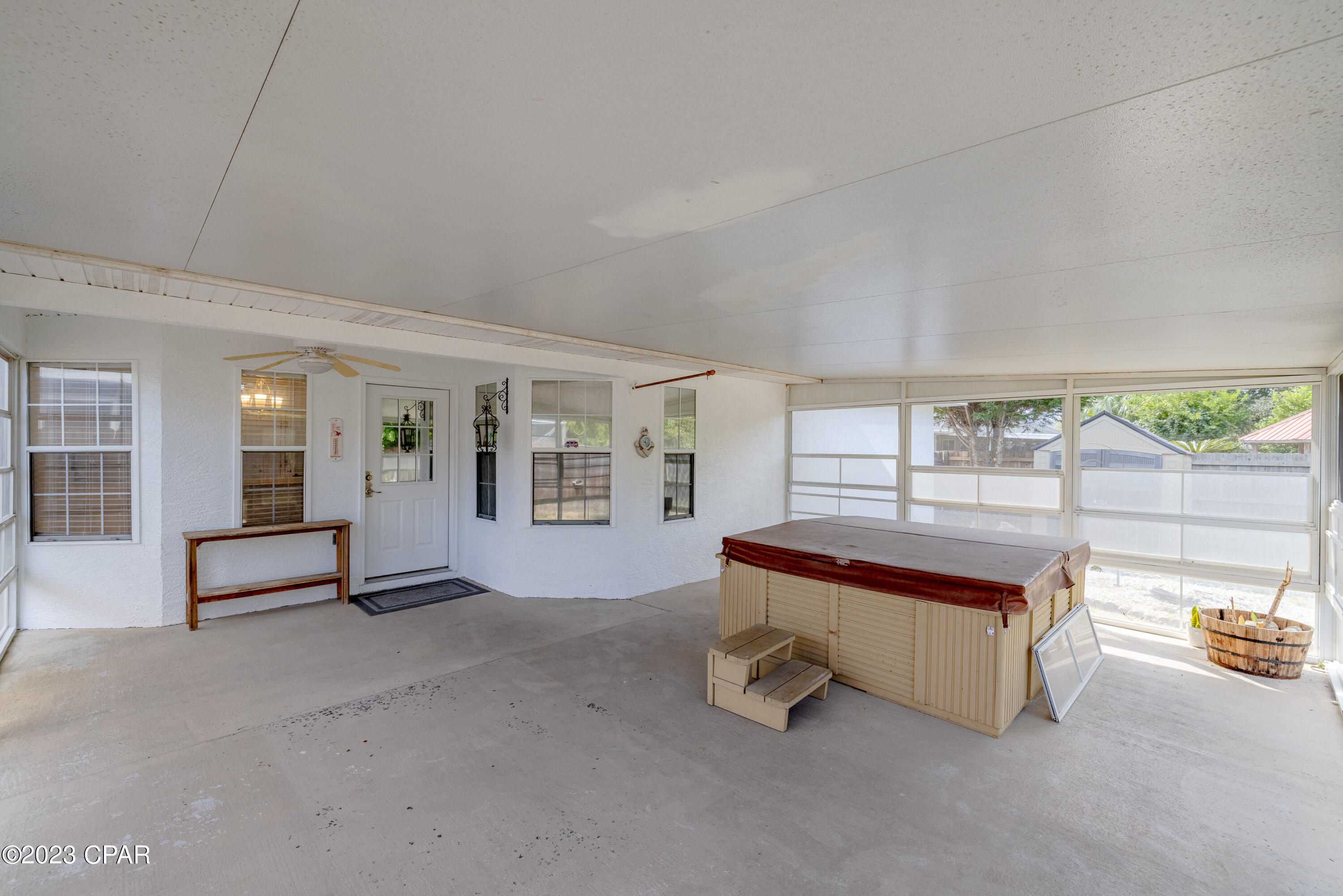 Suntime Beach U-1 - Residential