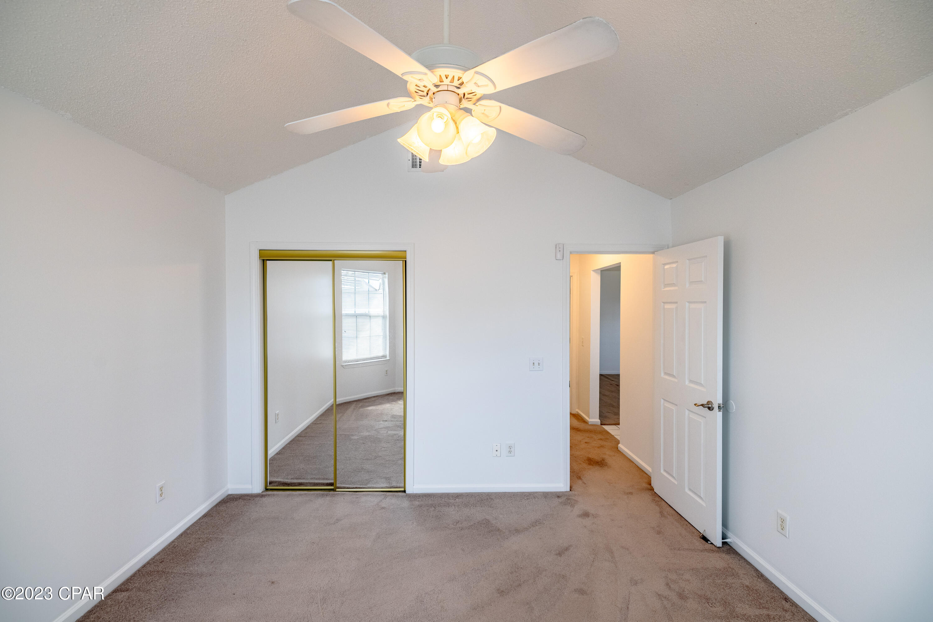 Suntime Beach U-1 - Residential