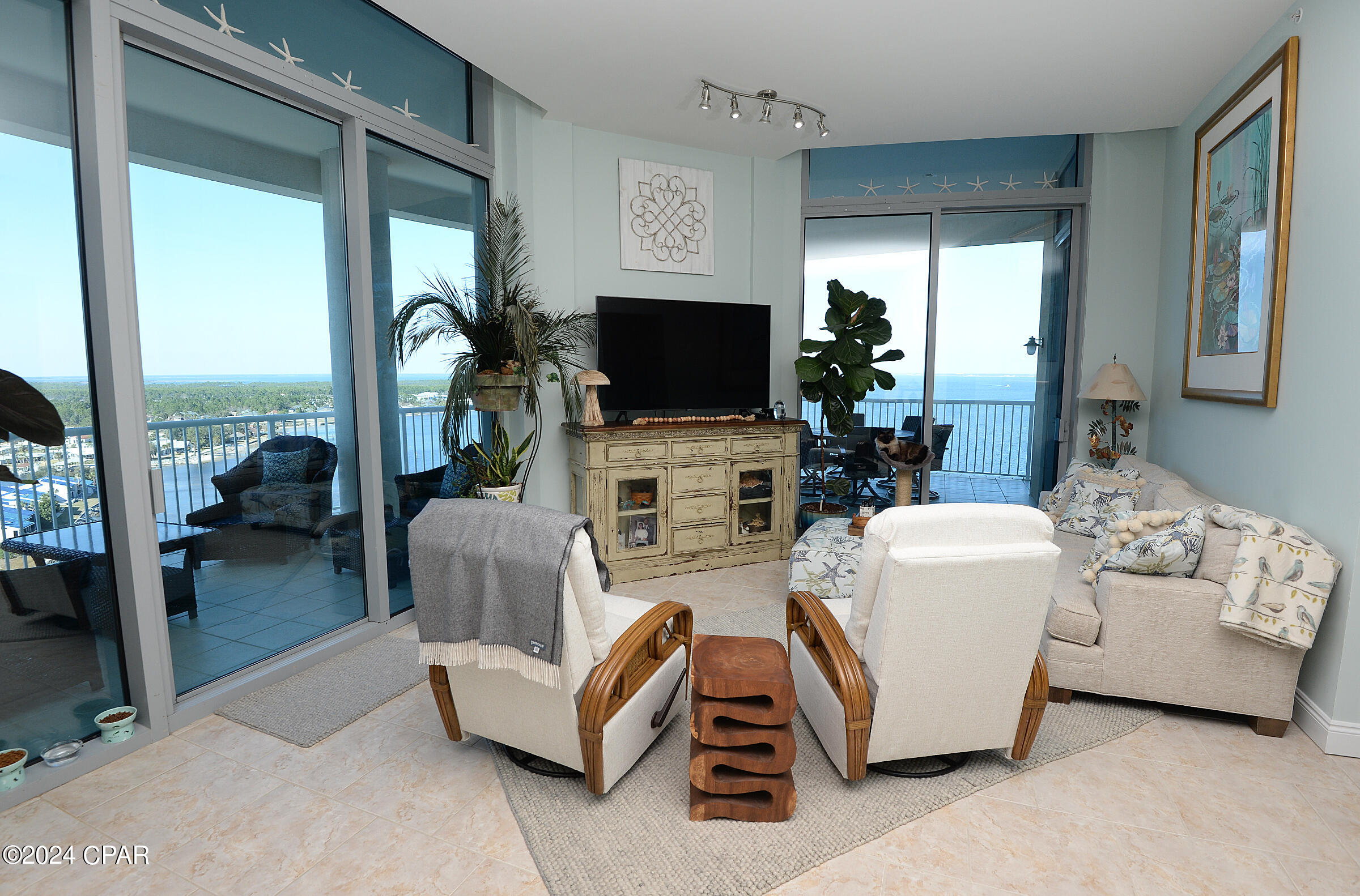 Marina Landing - Residential