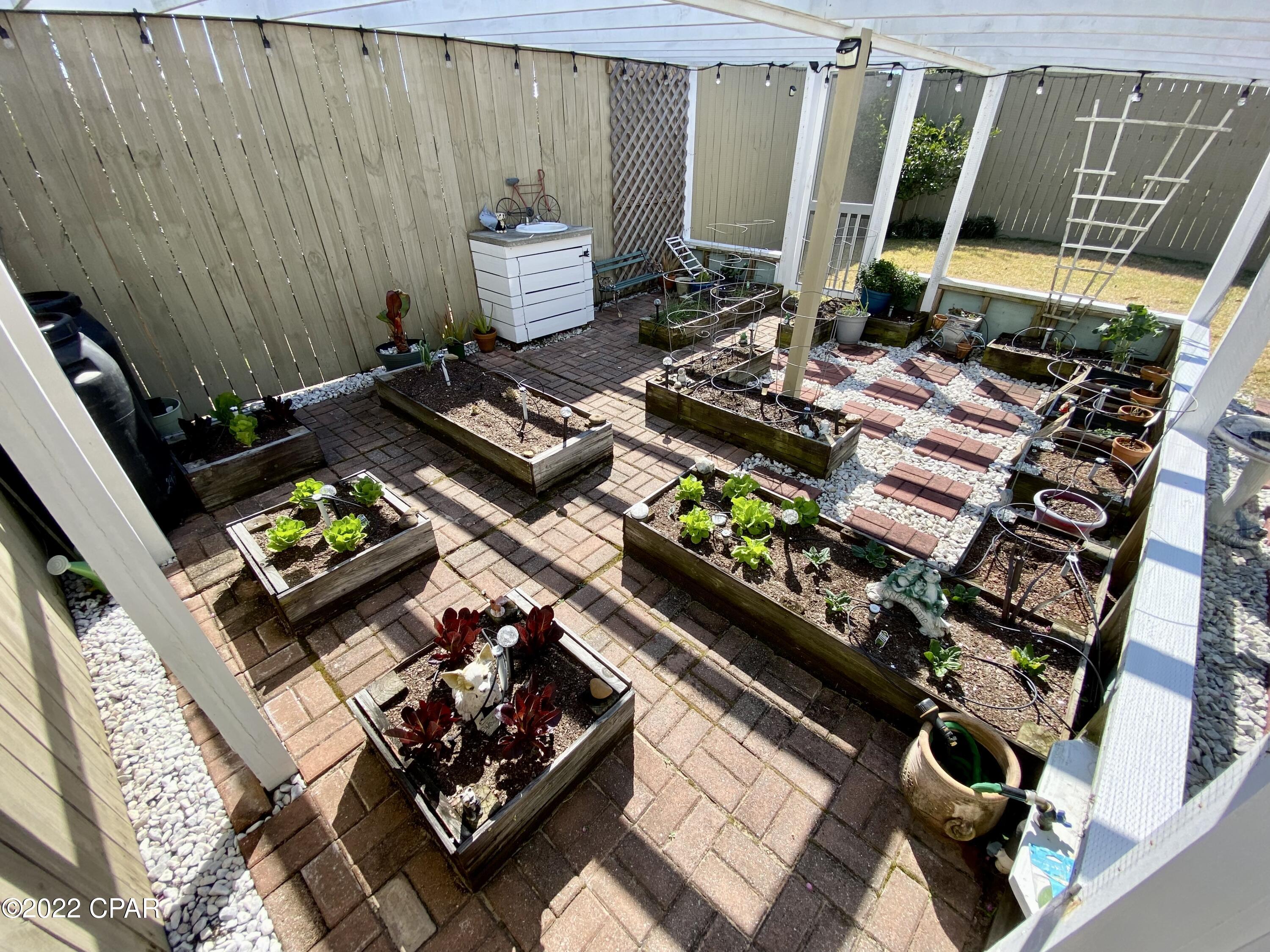 Kiska Beach - Residential