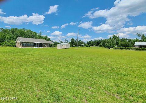 A home in Marianna