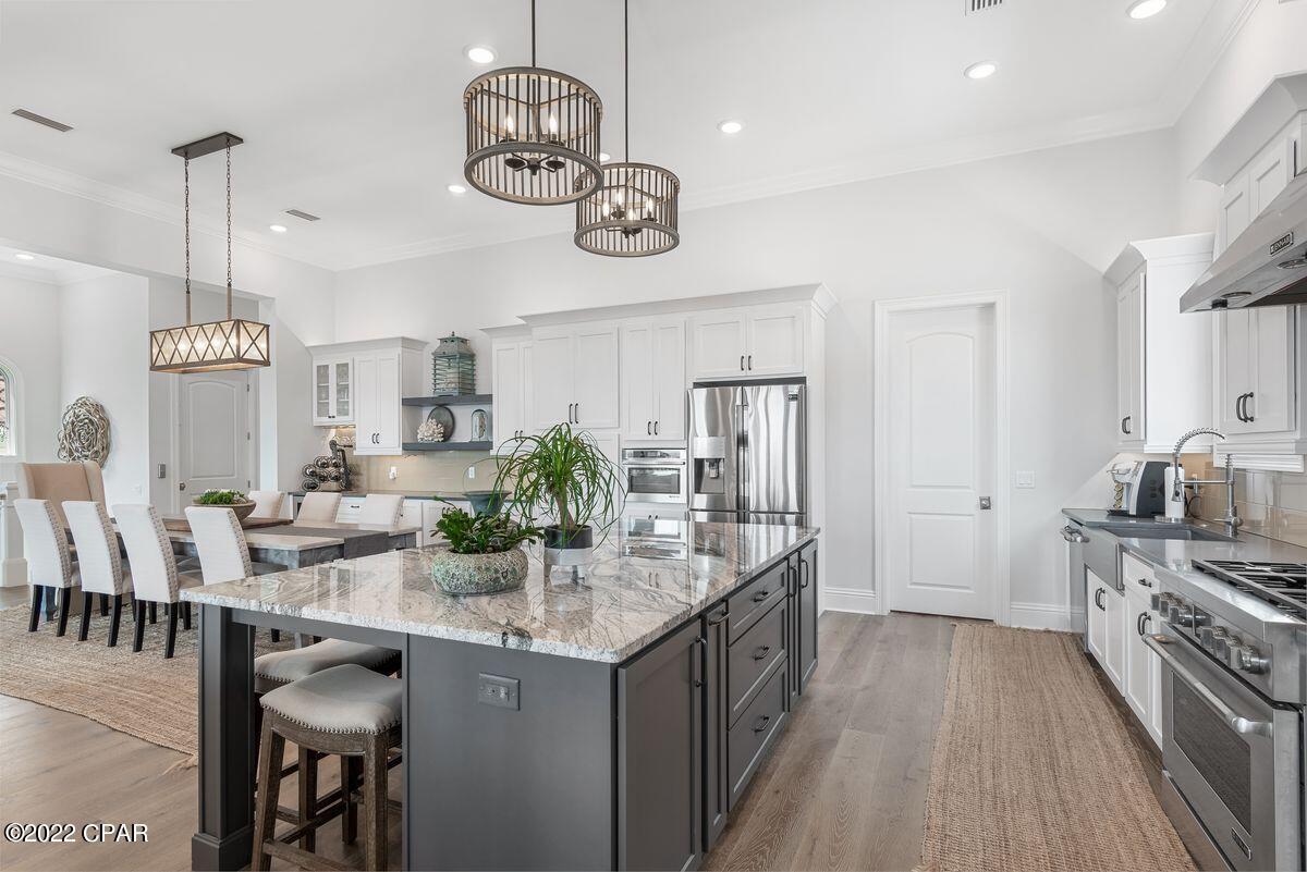 La Valencia Beach Resort - Residential