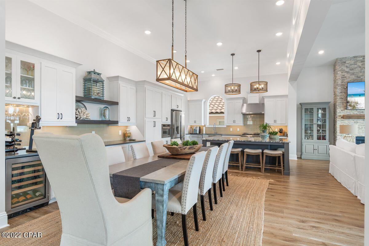 La Valencia Beach Resort - Residential