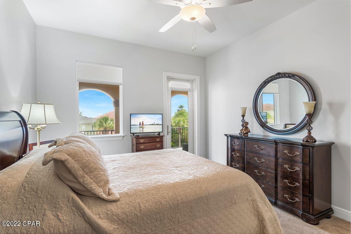 La Valencia Beach Resort - Residential