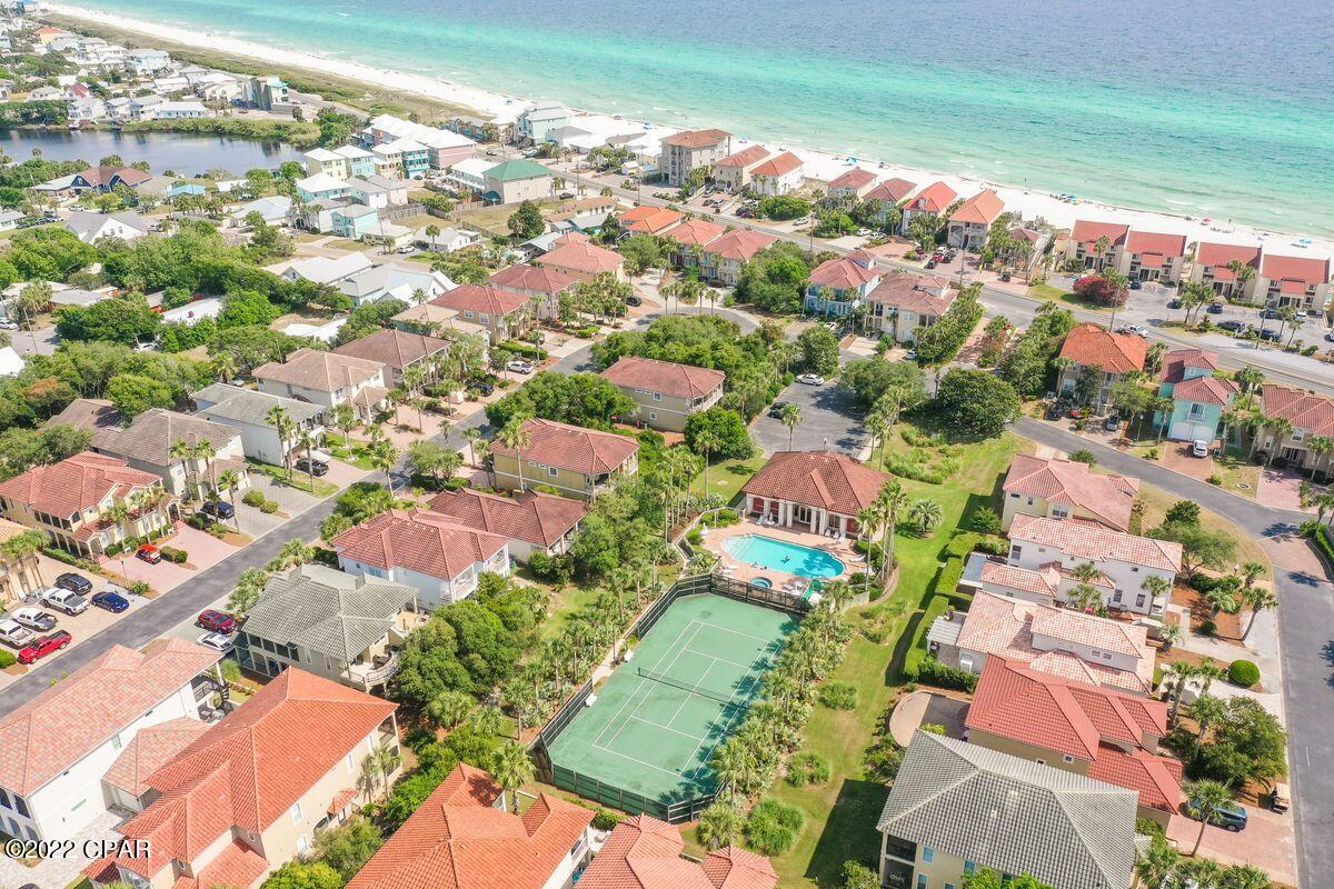 La Valencia Beach Resort - Residential