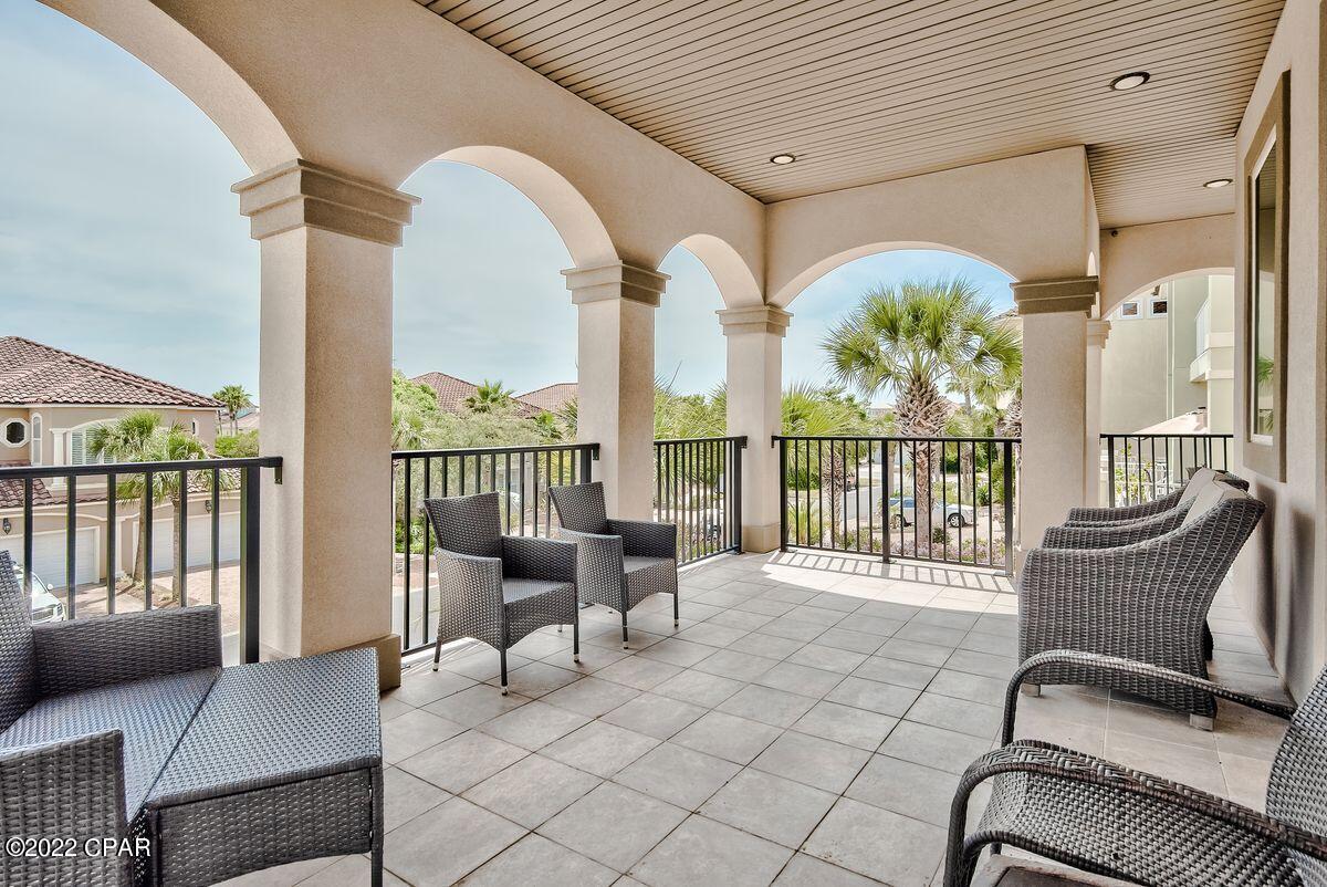 La Valencia Beach Resort - Residential