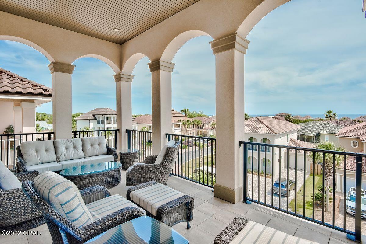 La Valencia Beach Resort - Residential