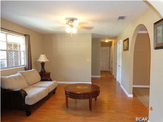 Imperial Oaks - Residential