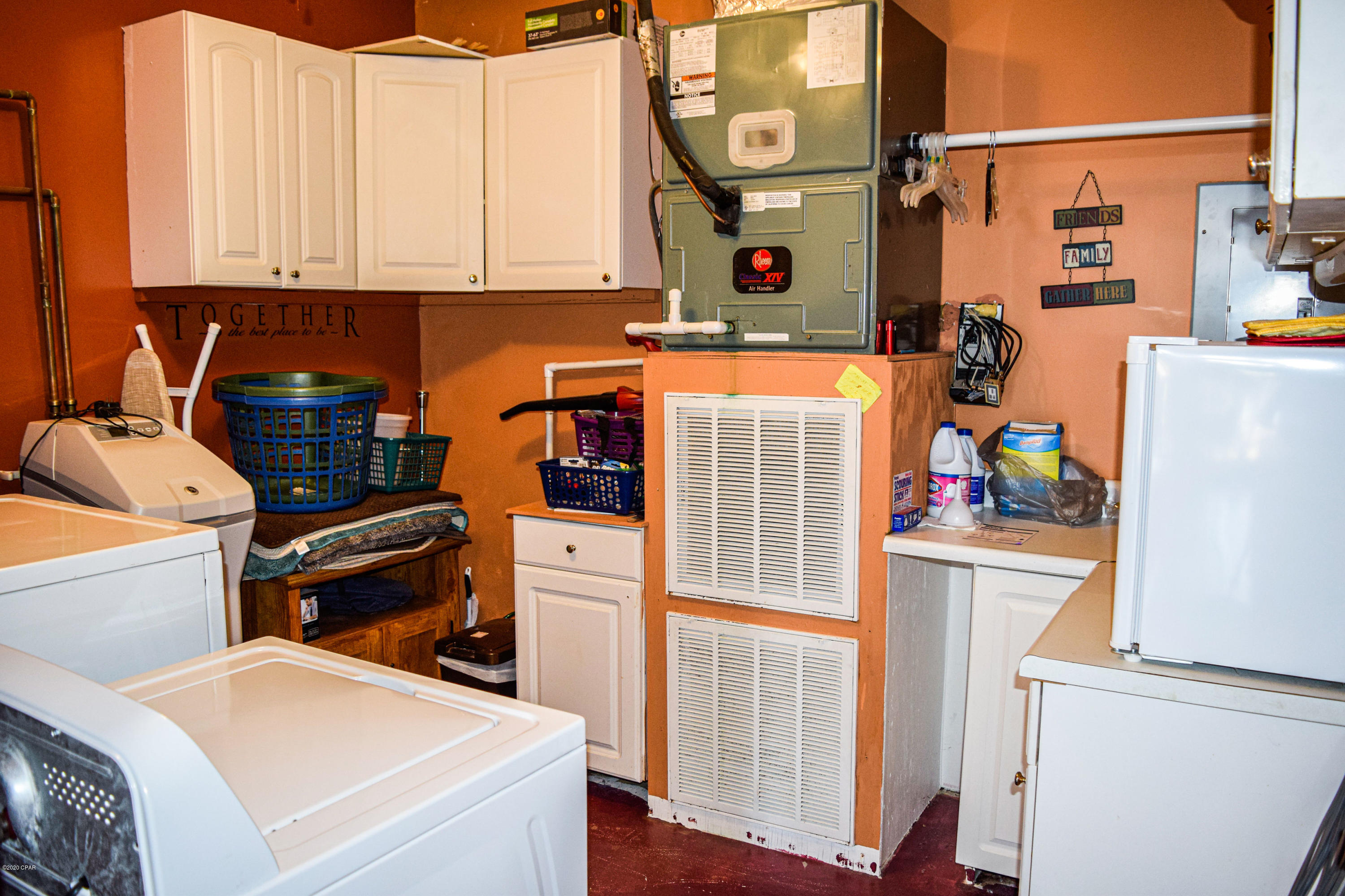 Payne Lakes - Residential