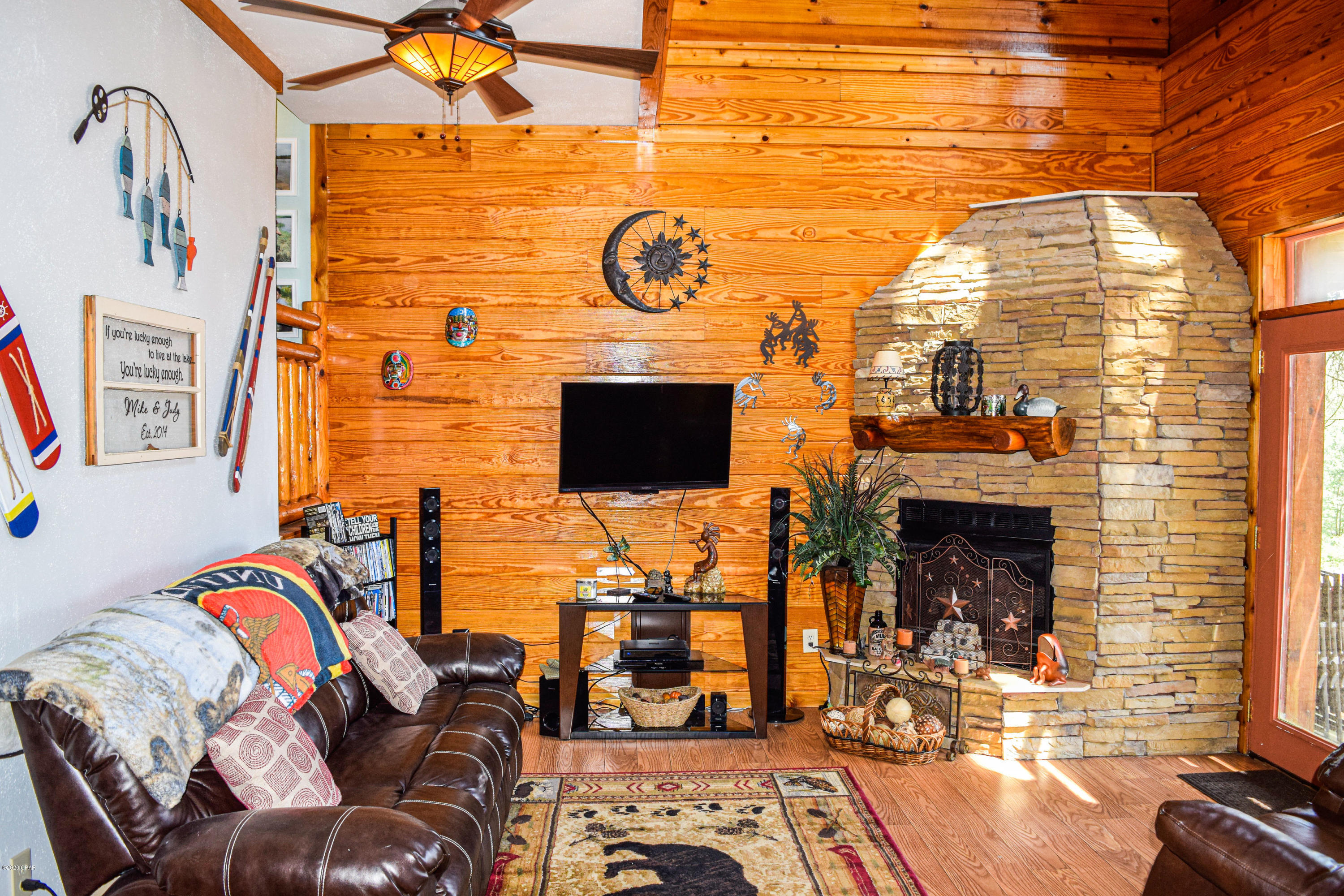 Payne Lakes - Residential