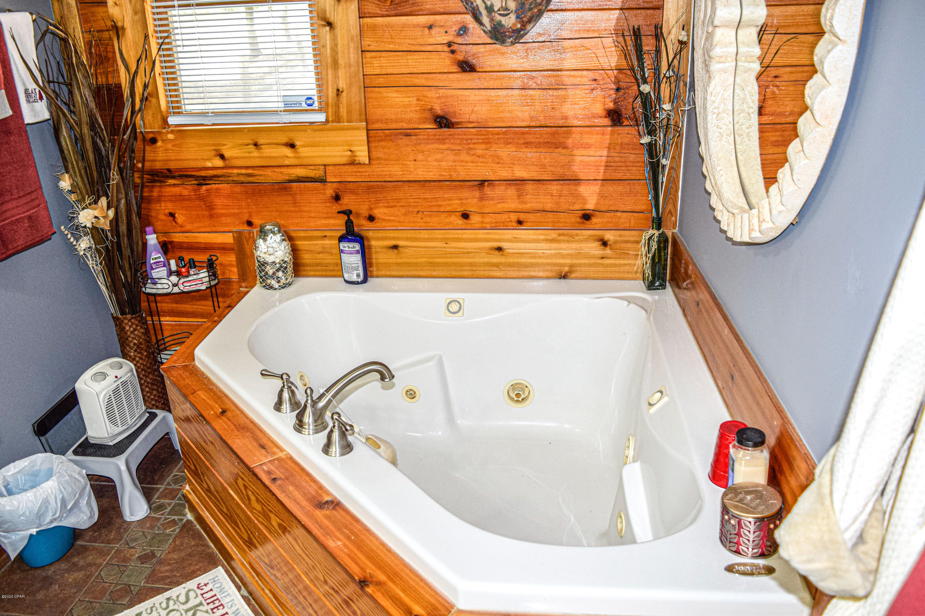 Payne Lakes - Residential