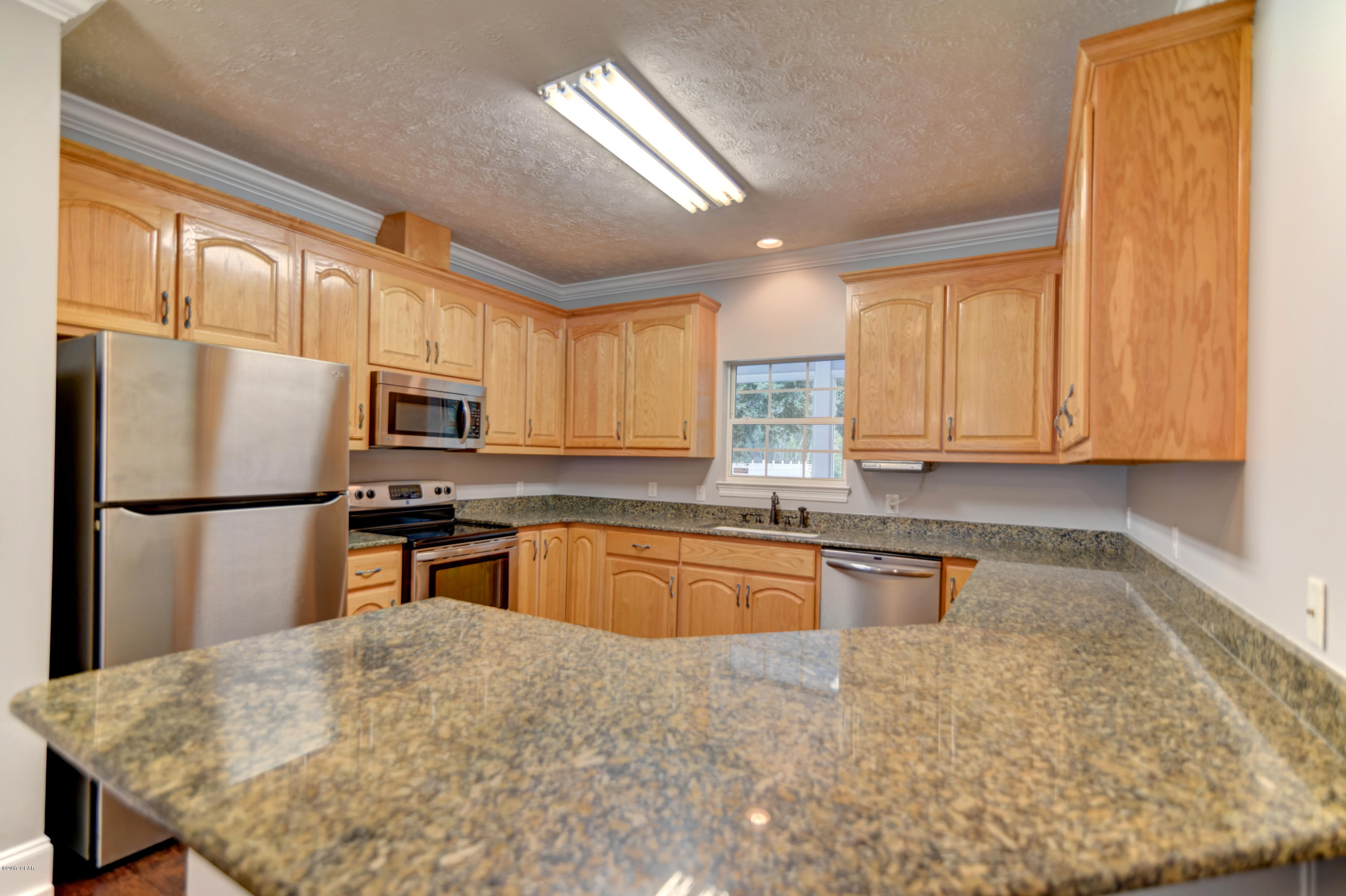 Lake Forest Estates - Residential