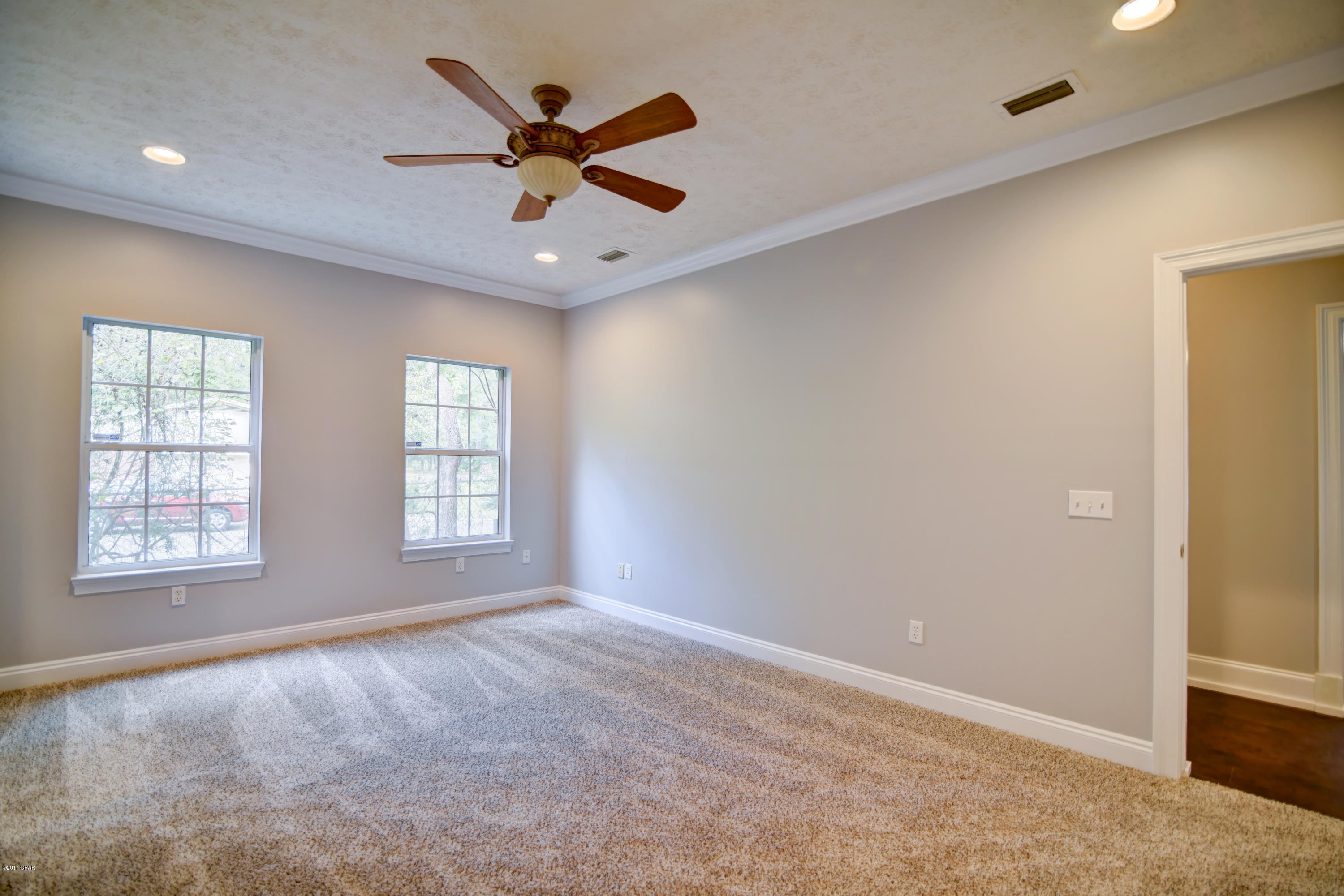 Lake Forest Estates - Residential