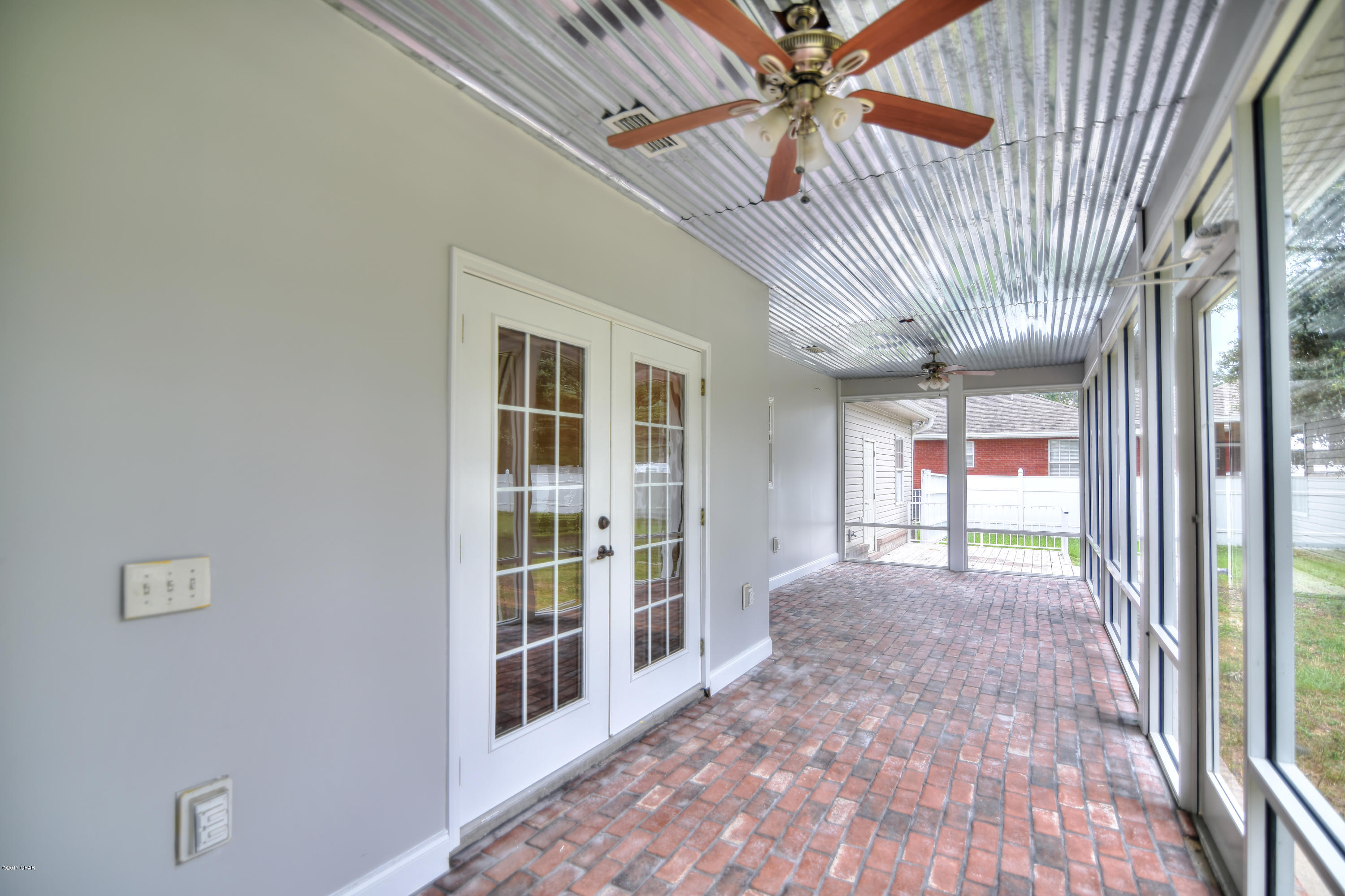 Lake Forest Estates - Residential