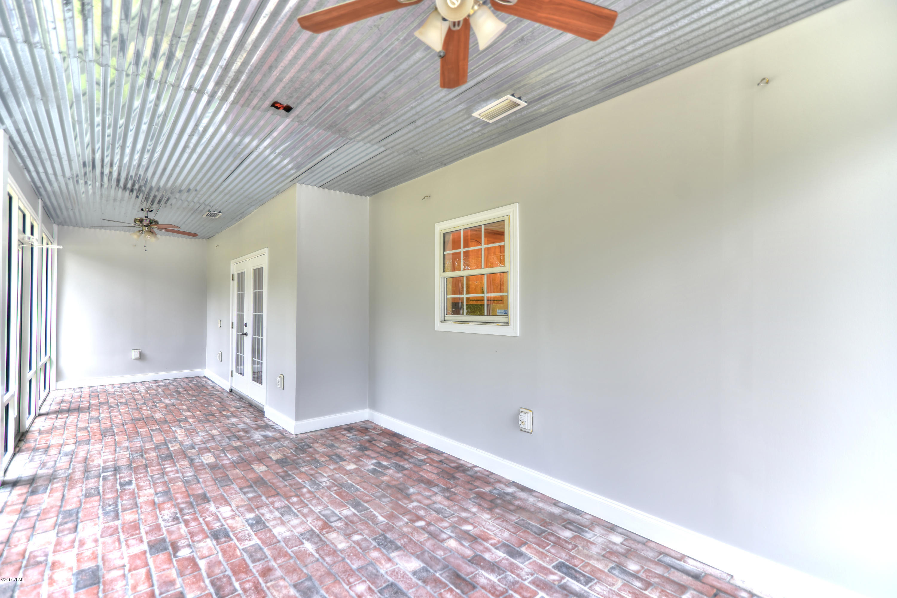 Lake Forest Estates - Residential