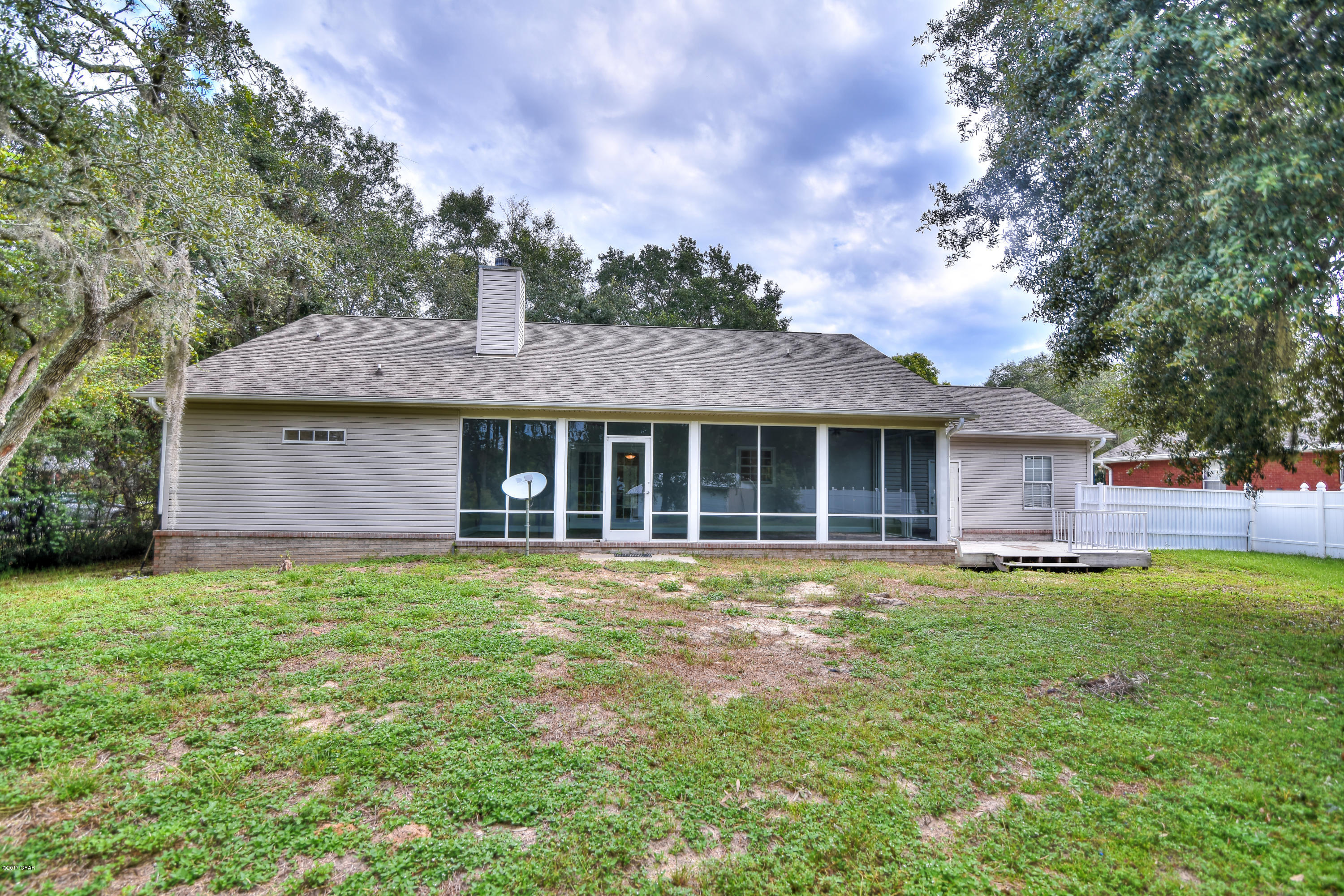 Lake Forest Estates - Residential