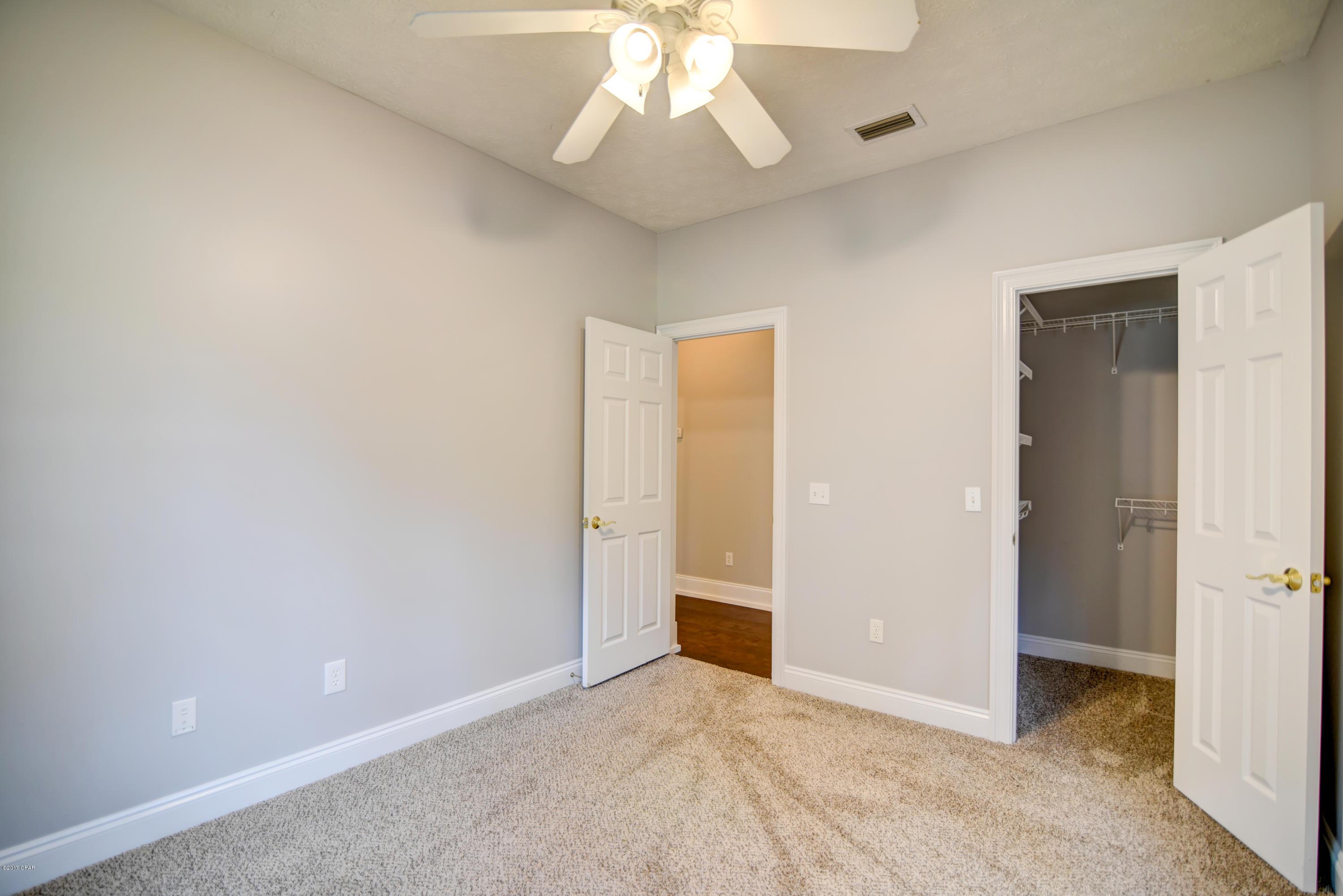 Lake Forest Estates - Residential