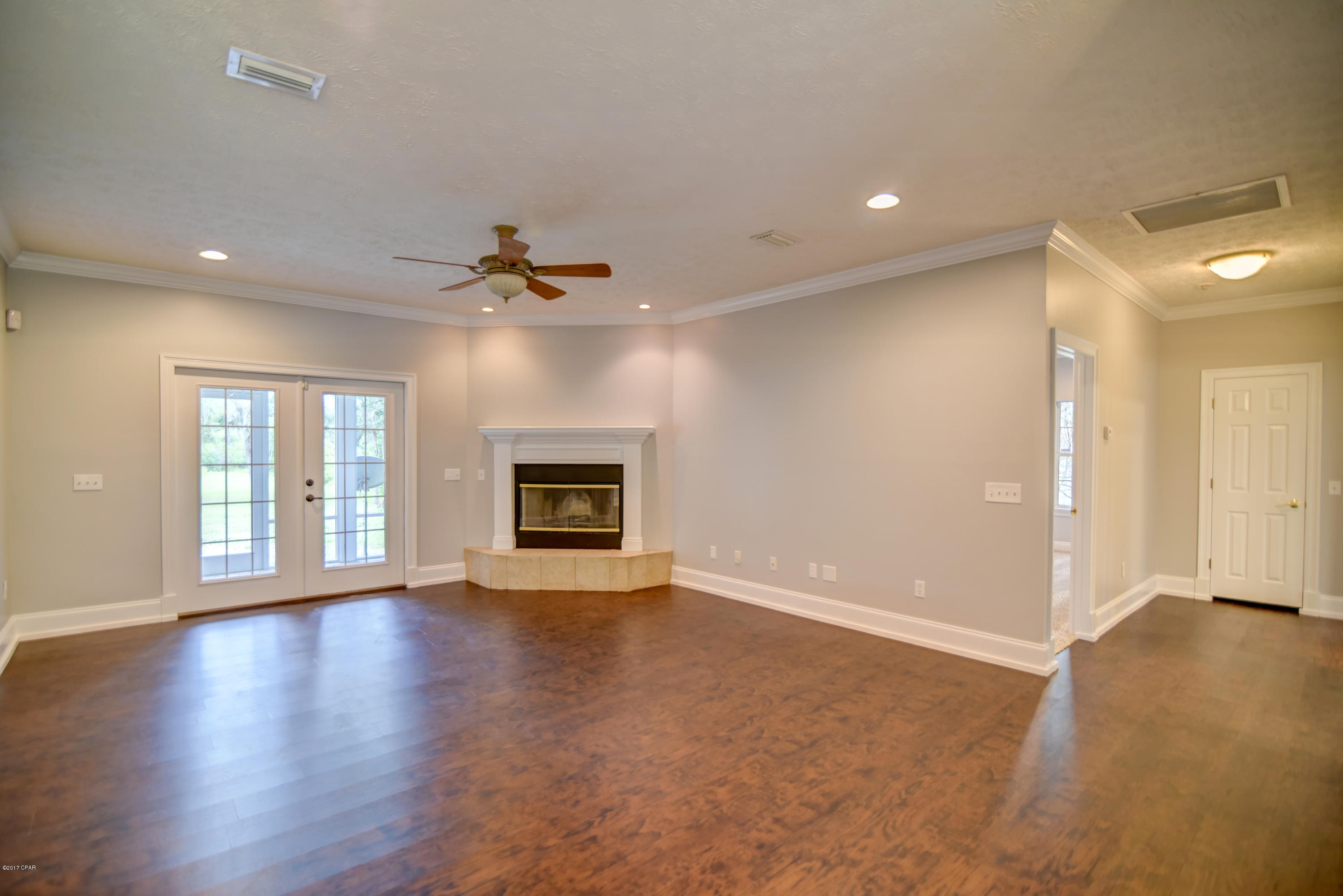 Lake Forest Estates - Residential