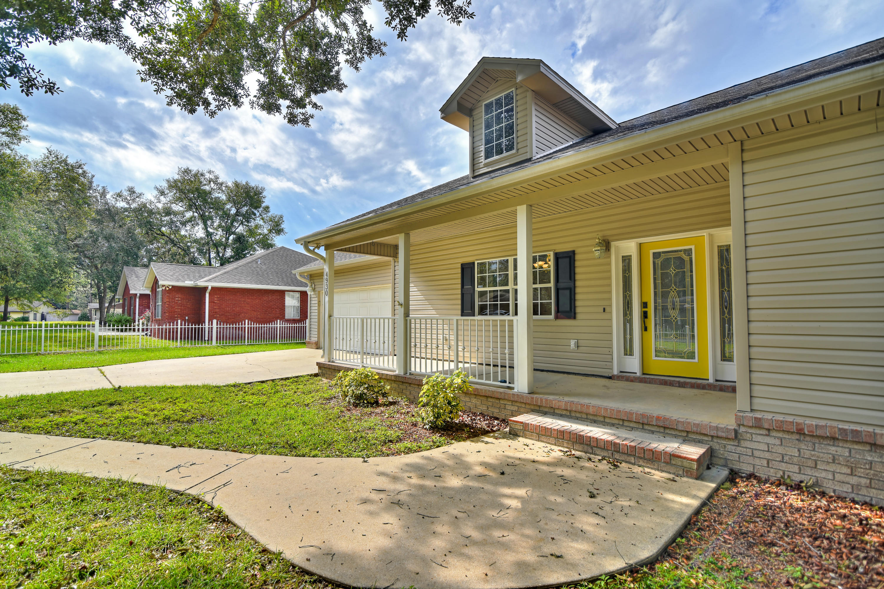 Lake Forest Estates - Residential