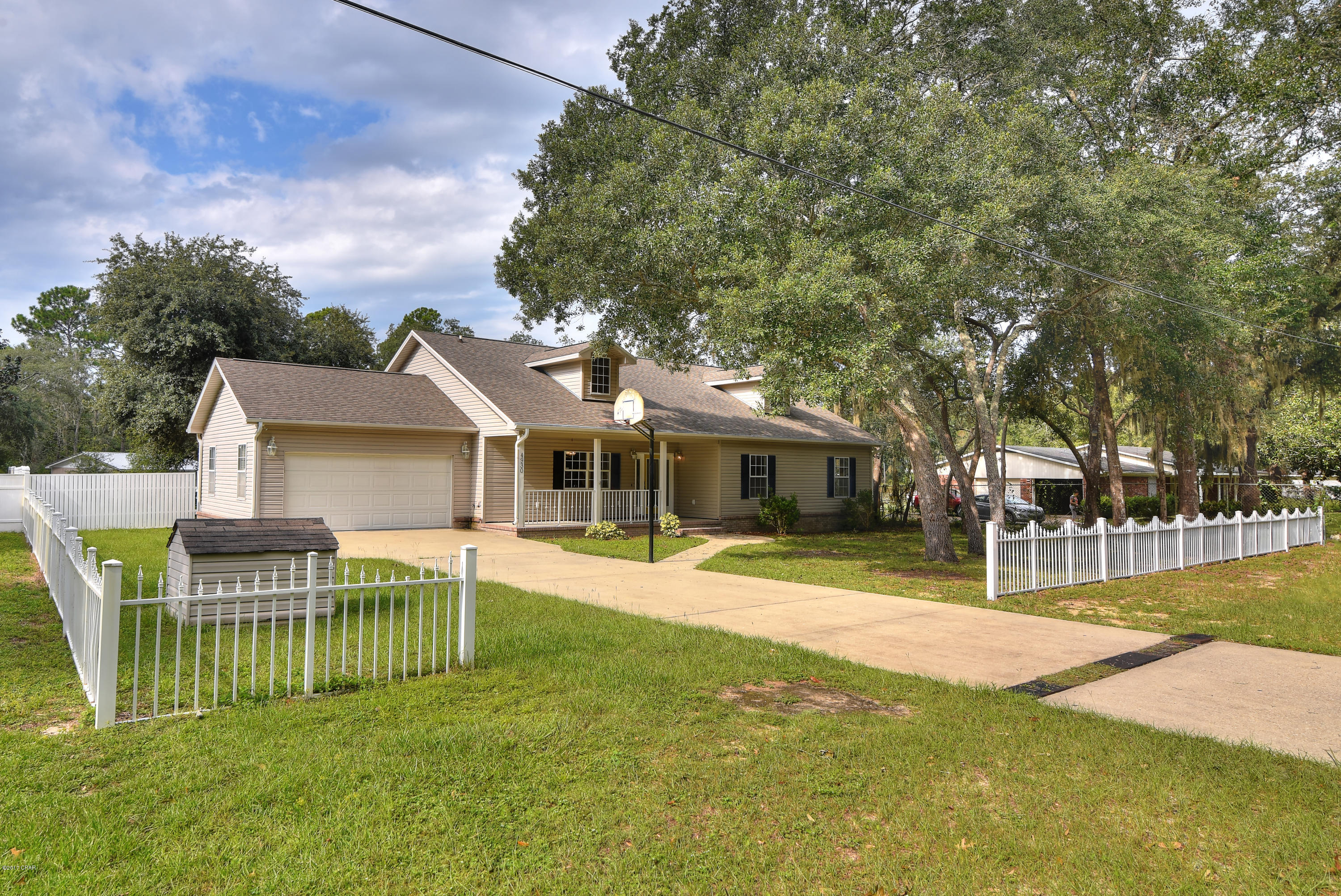 Lake Forest Estates - Residential