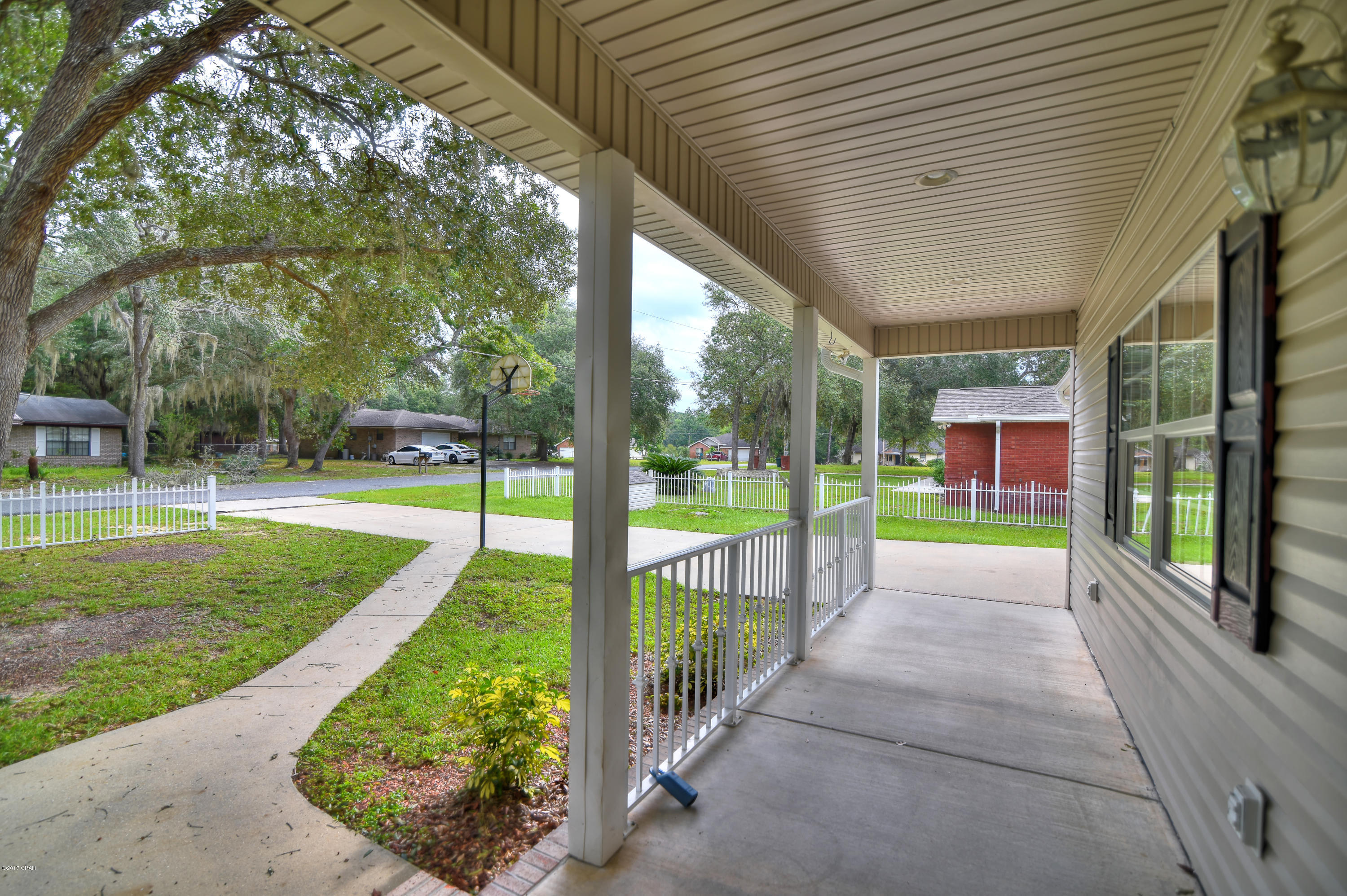 Lake Forest Estates - Residential