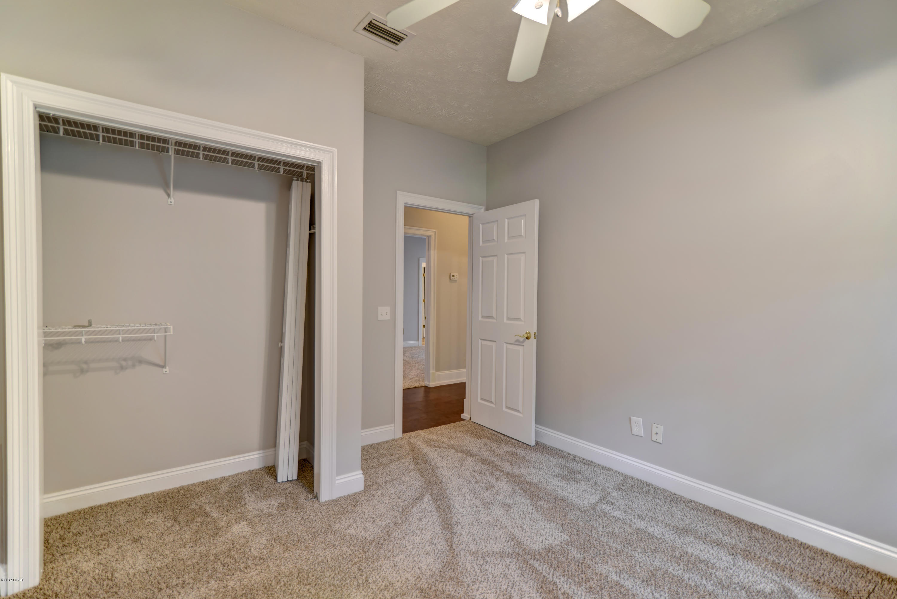 Lake Forest Estates - Residential