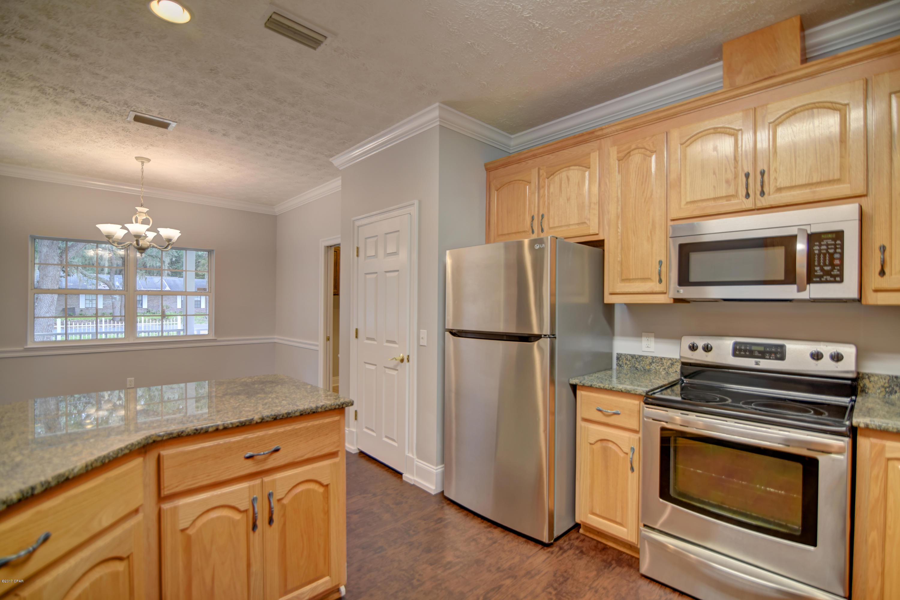 Lake Forest Estates - Residential