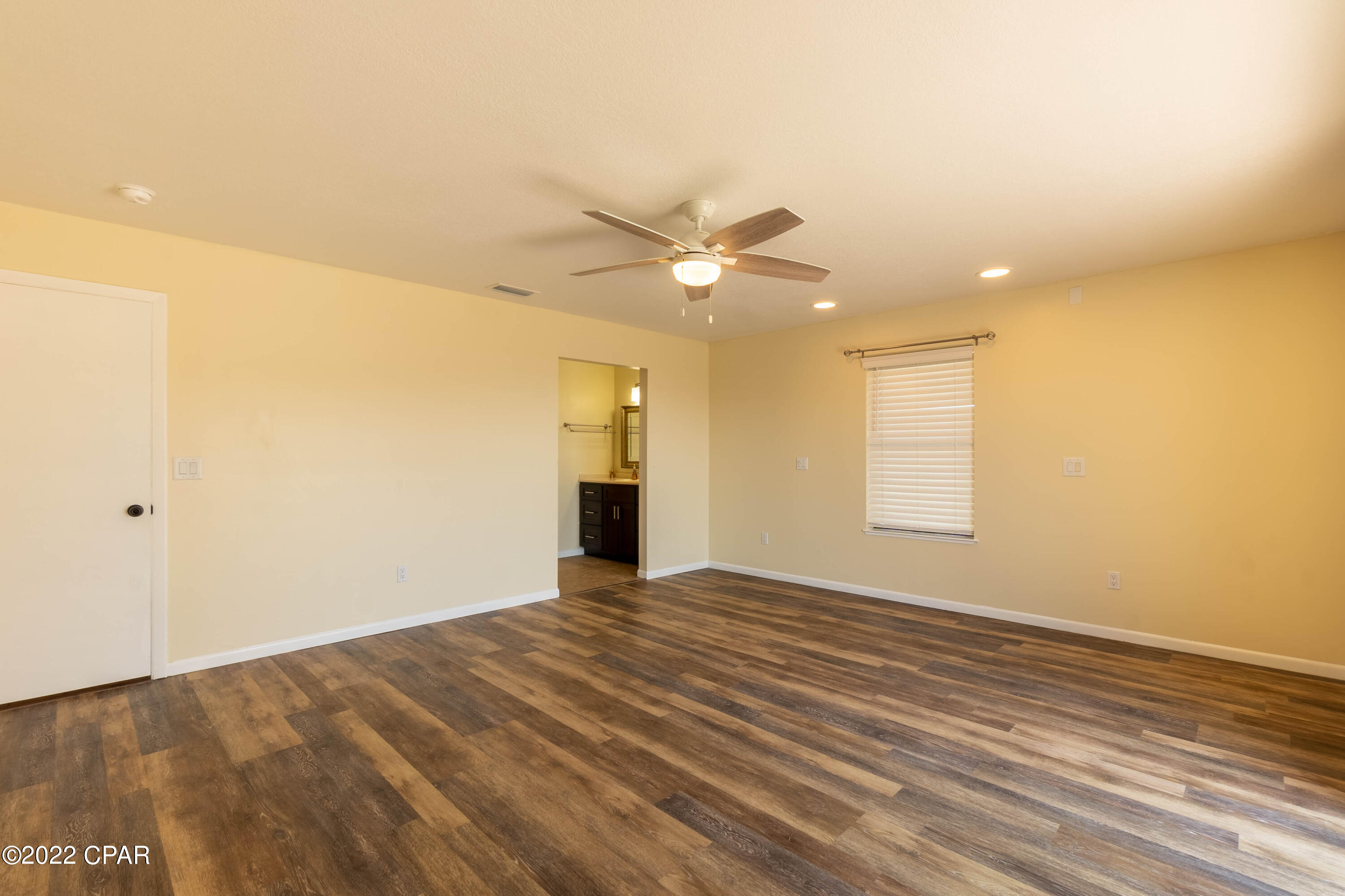 Bay Front Unit 4 - Residential