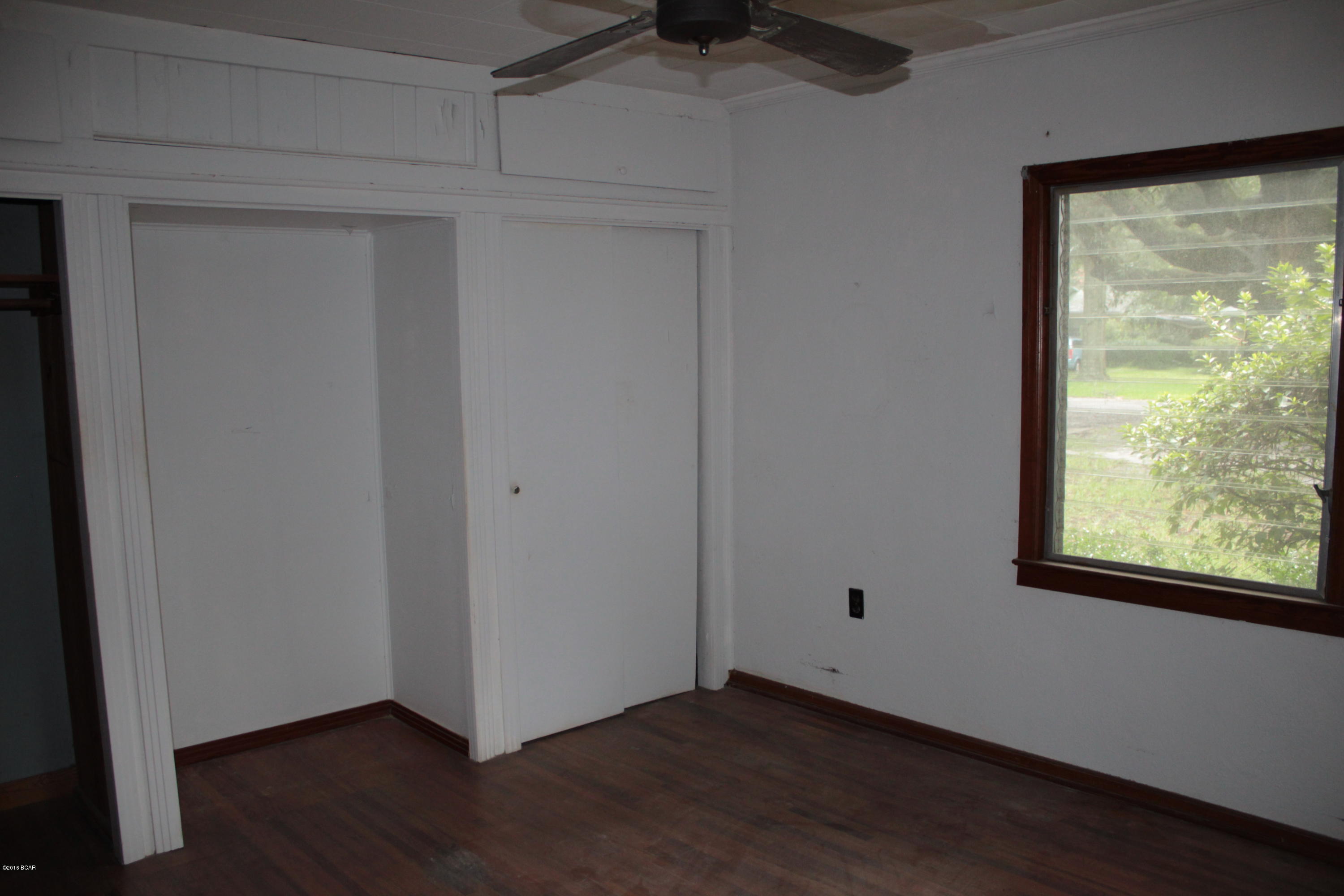 Pretty Bayou Hts 2nd - Residential