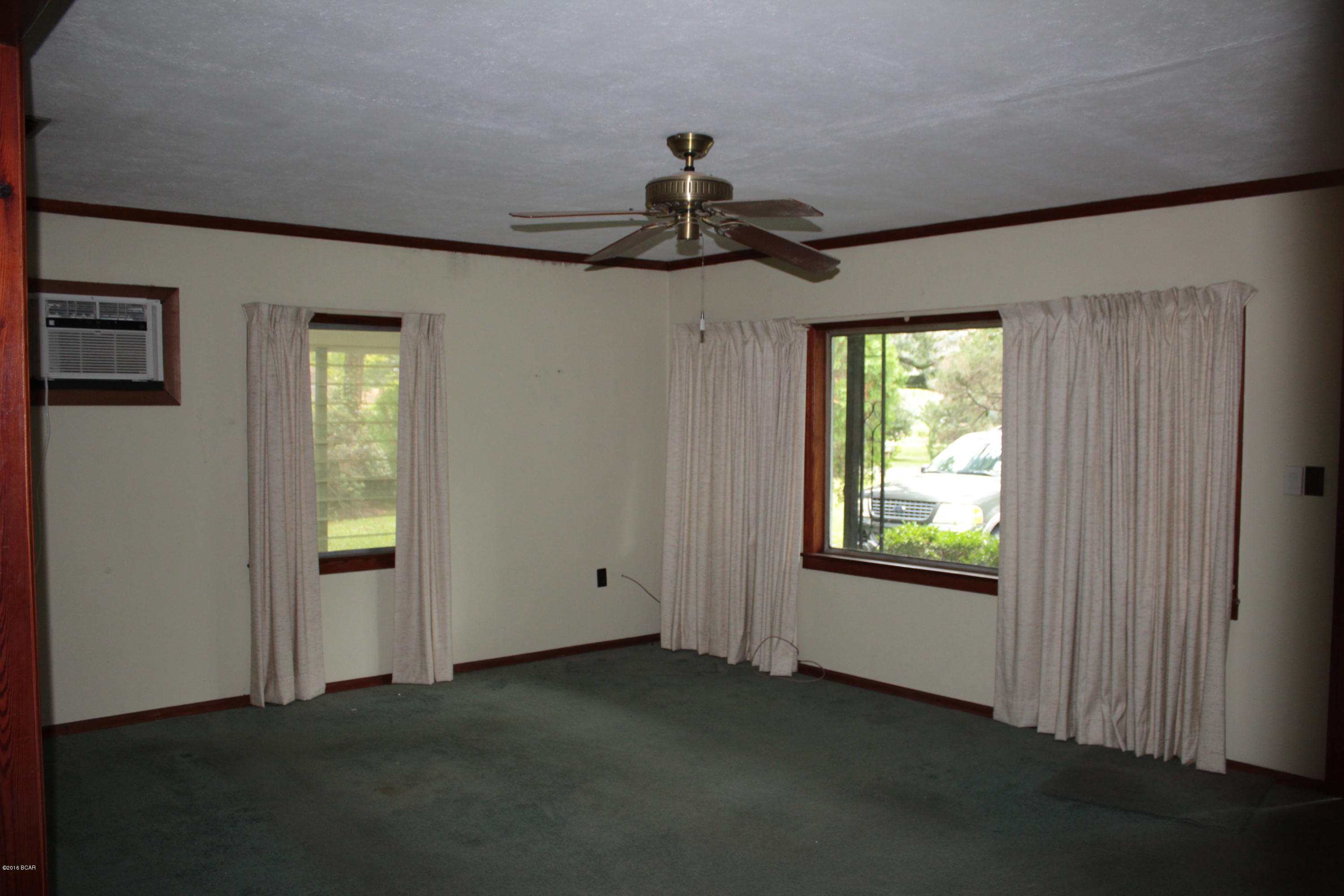 Pretty Bayou Hts 2nd - Residential