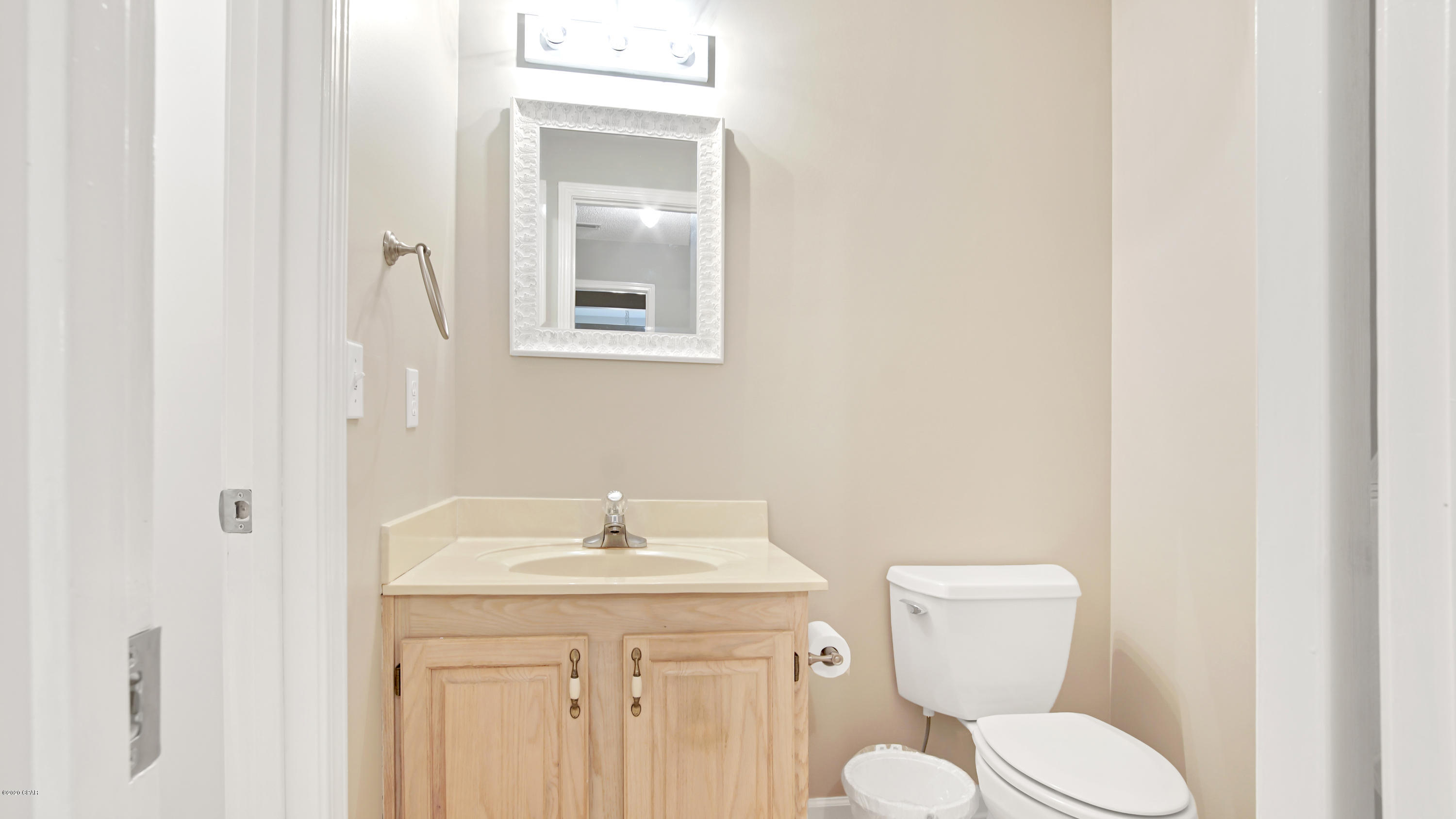 Baywood Shores Est Unit 8 - Residential