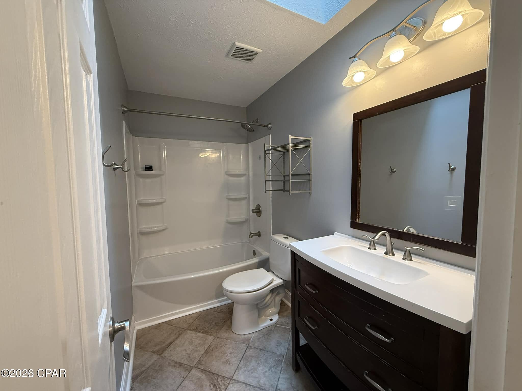 Derby Woods - Residential Lease