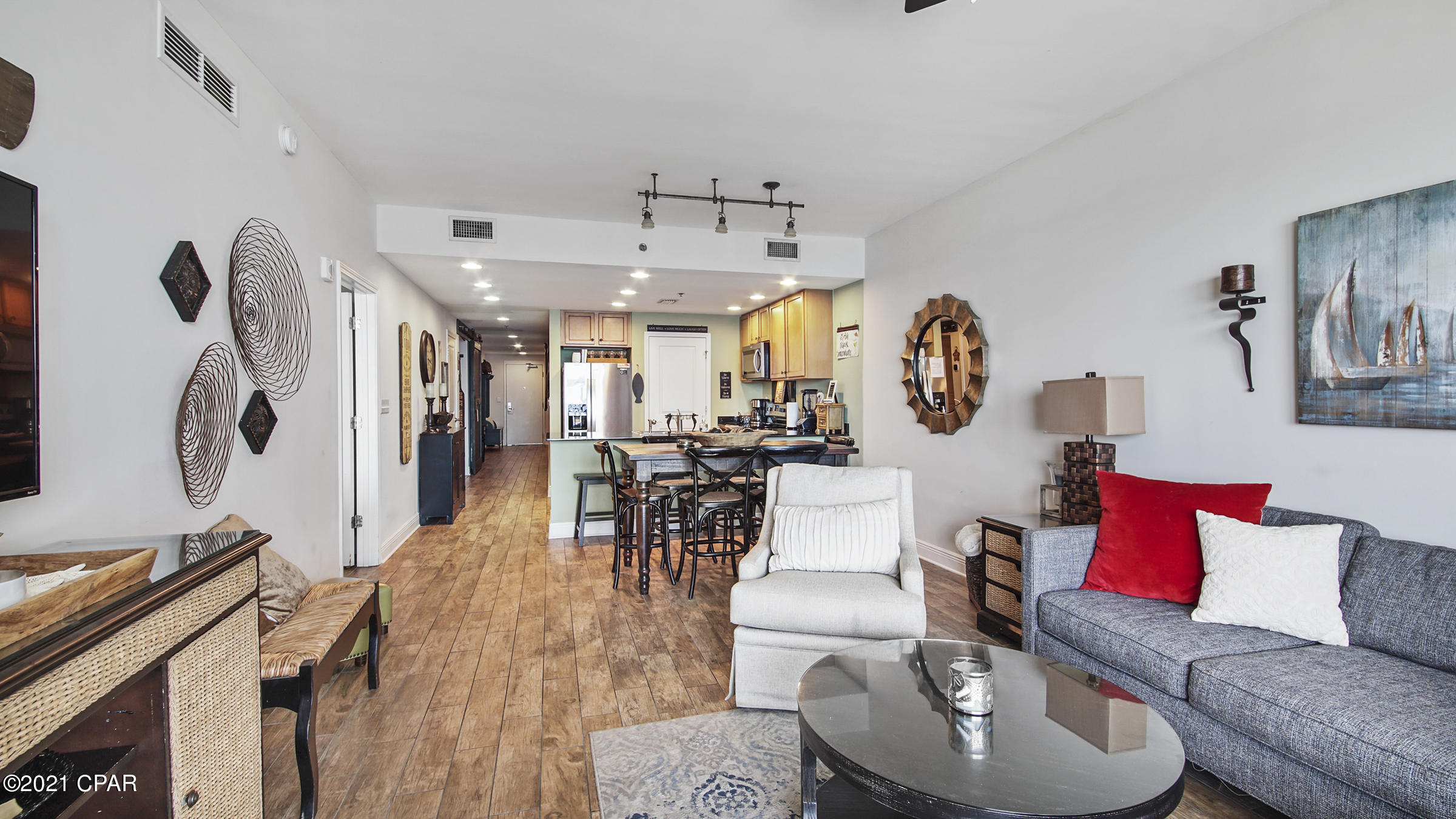 Sterling Breeze - Residential