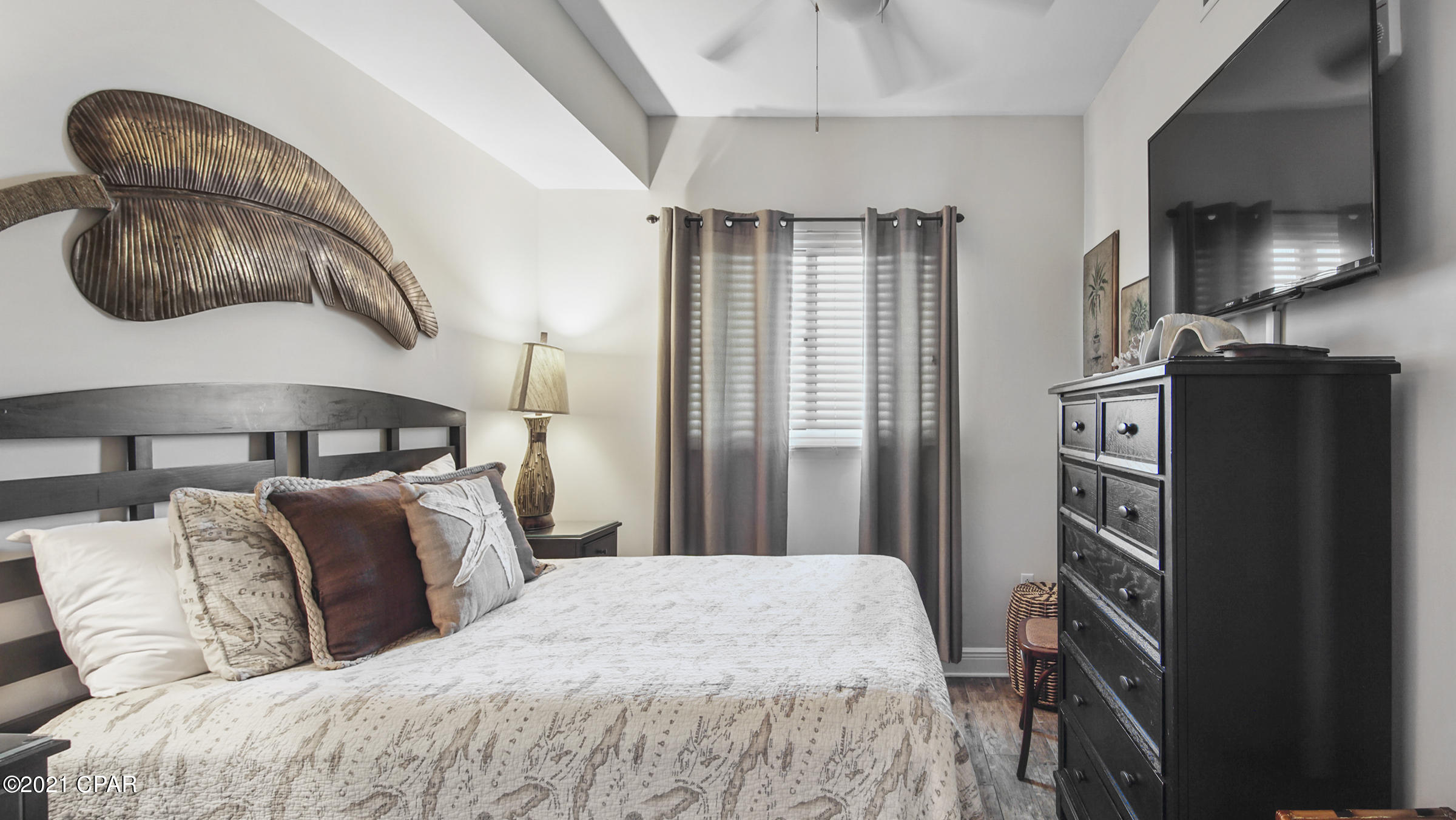 Sterling Breeze - Residential