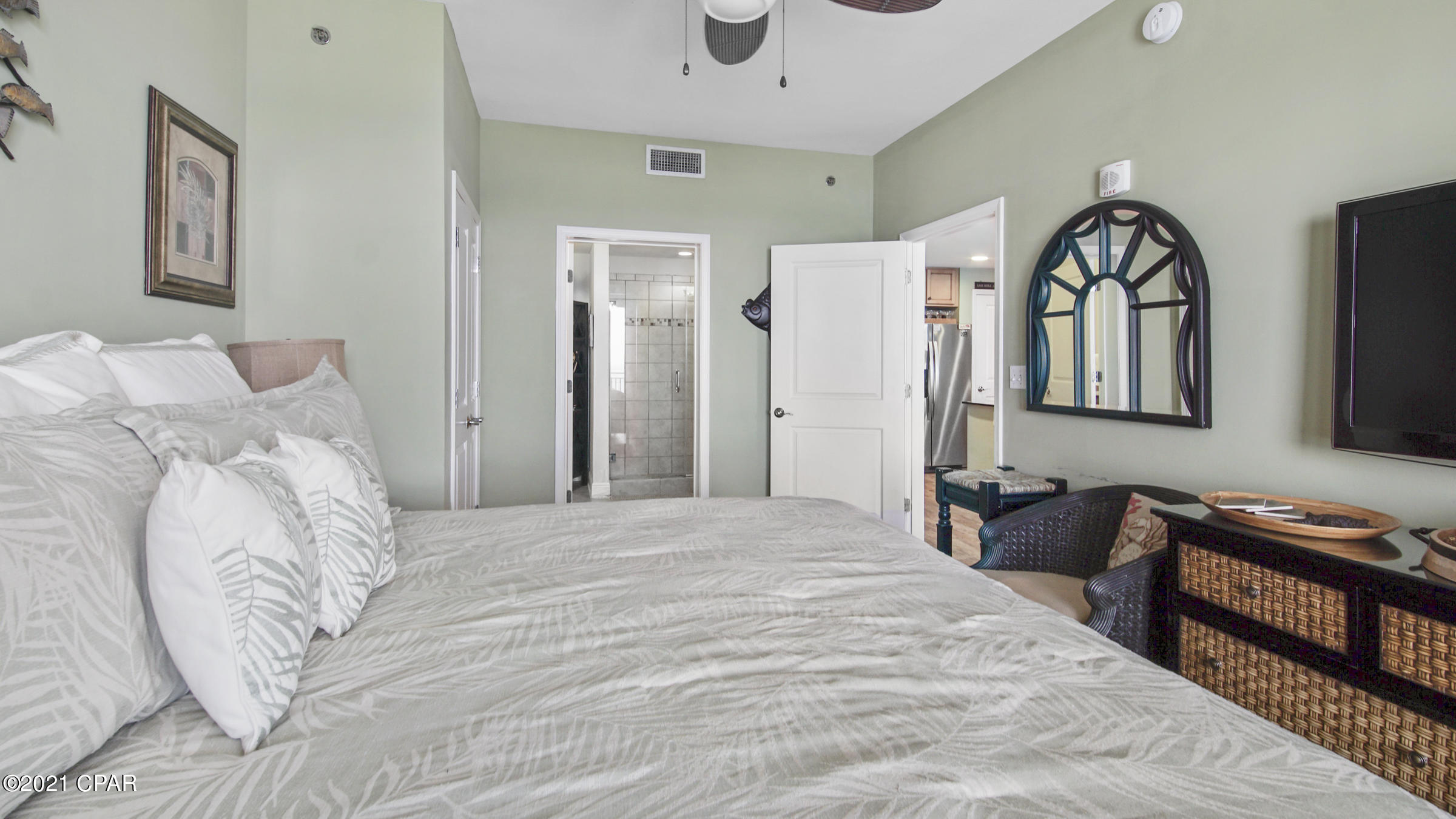 Sterling Breeze - Residential